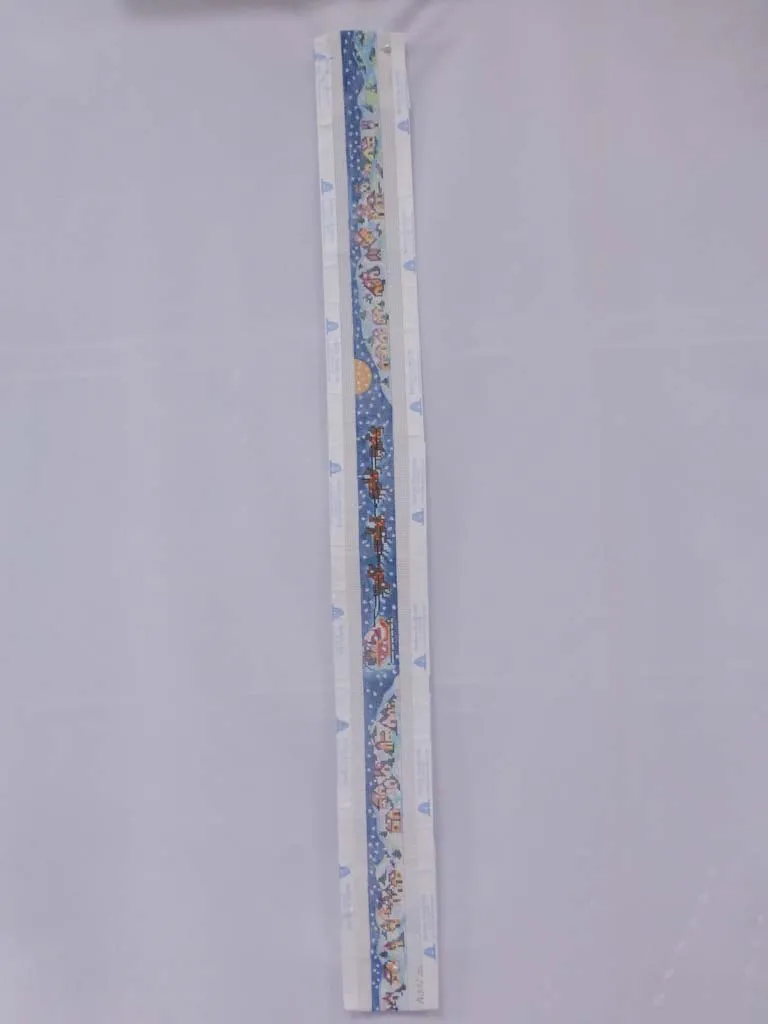 * Meredith Collection/ETC 331Santa & Reindeer Belt