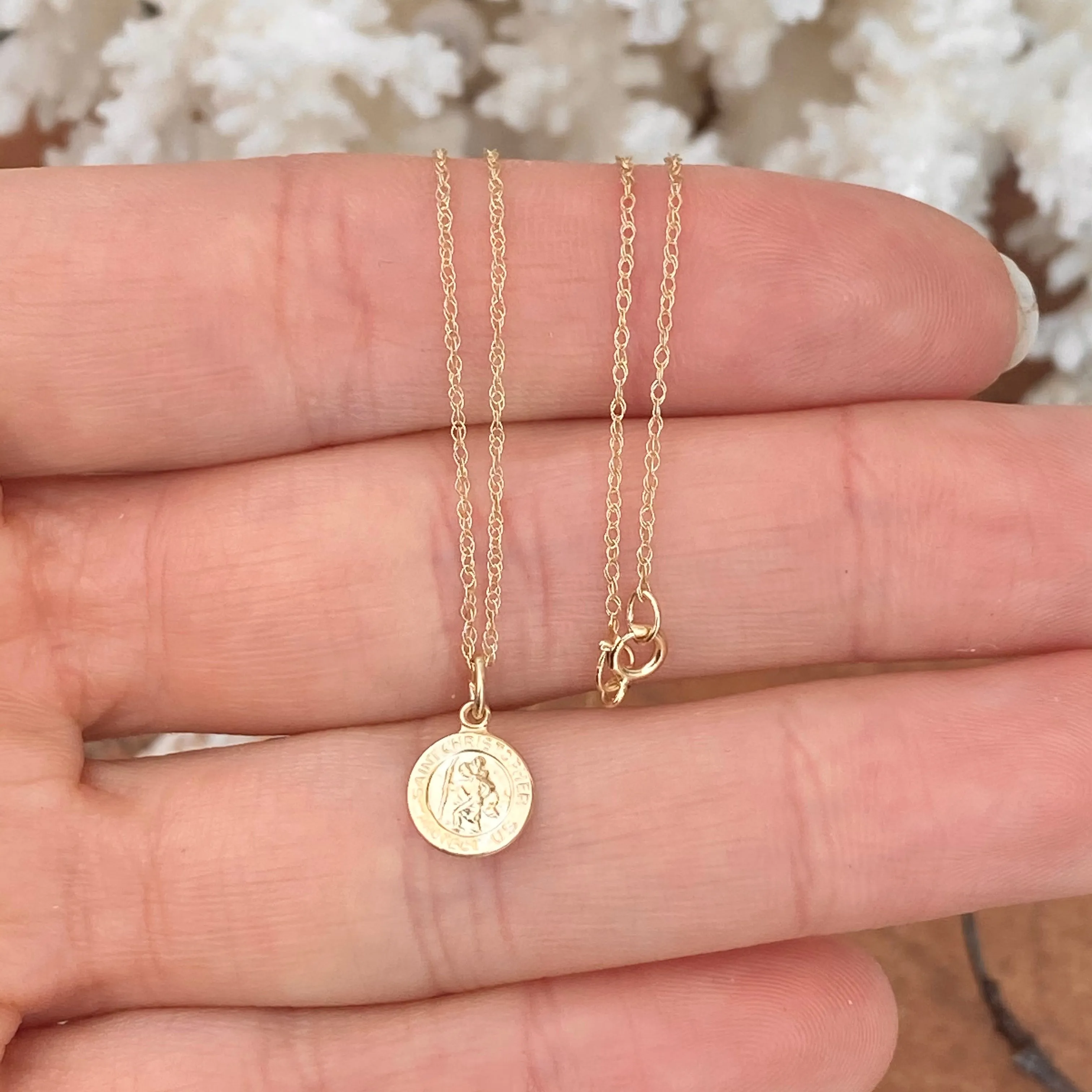 14KT Yellow Gold Saint Christopher Round Medal Pendant Necklace