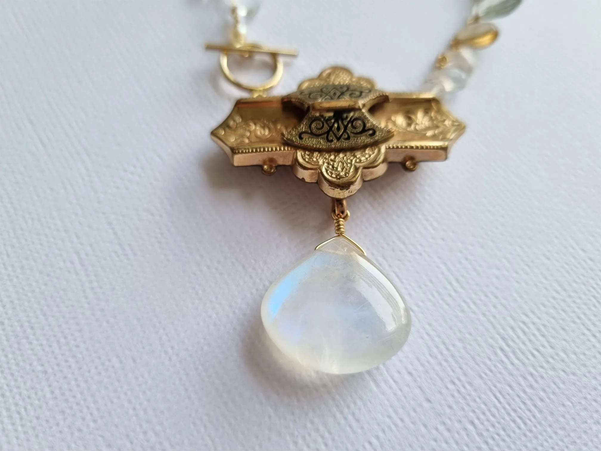 a time forgotten - moonstone necklace
