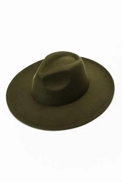 A VINTAGE PLAIN FEDORA HAT