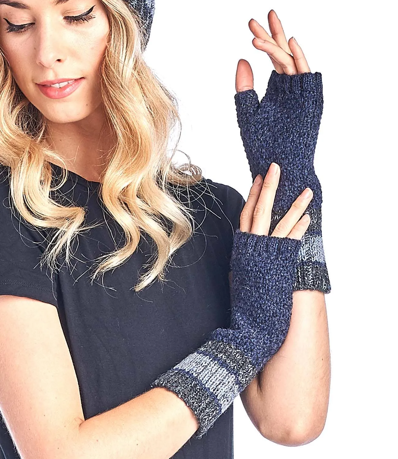 ALPACA GLOVES - CARRERA (ECUADOR)