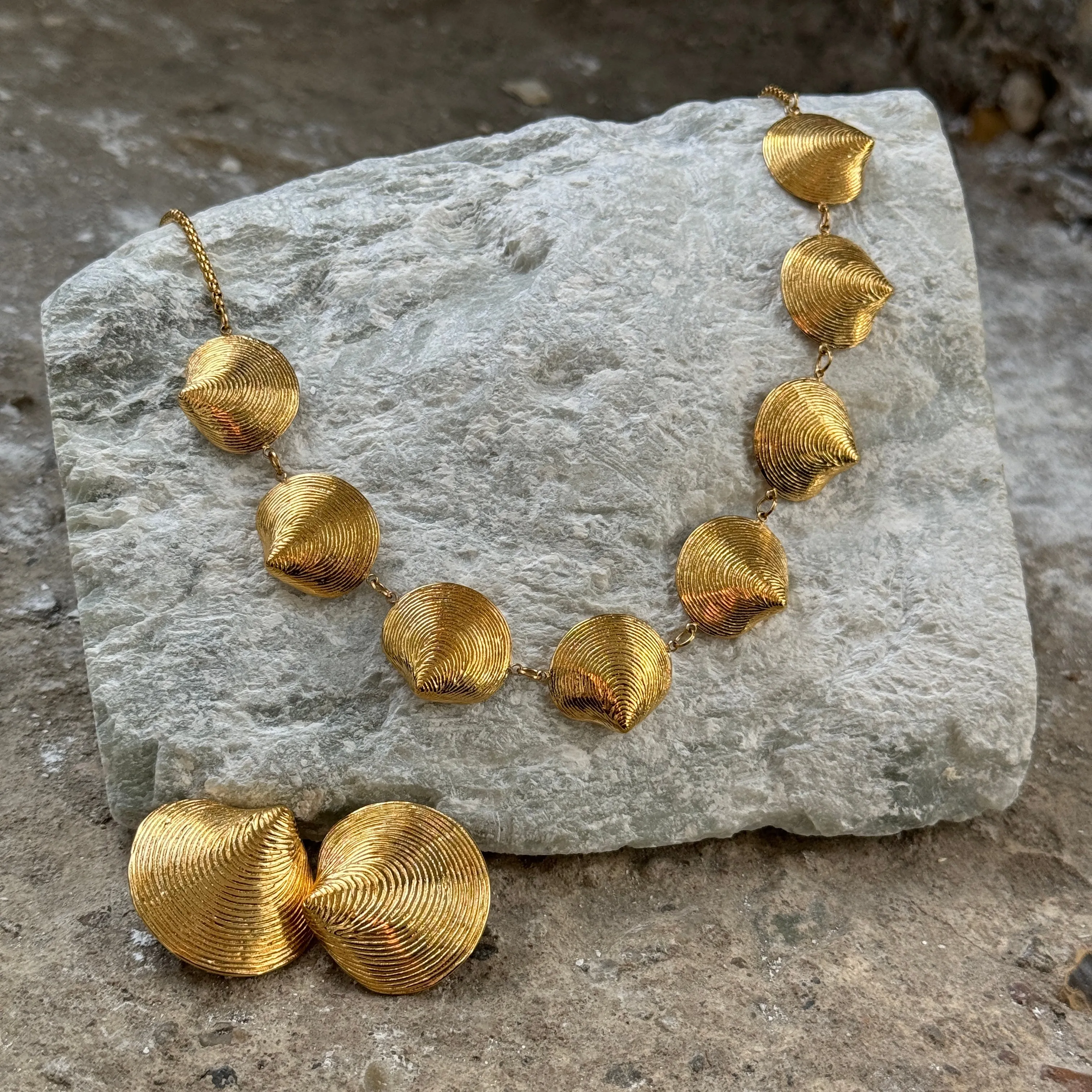 Amara necklace