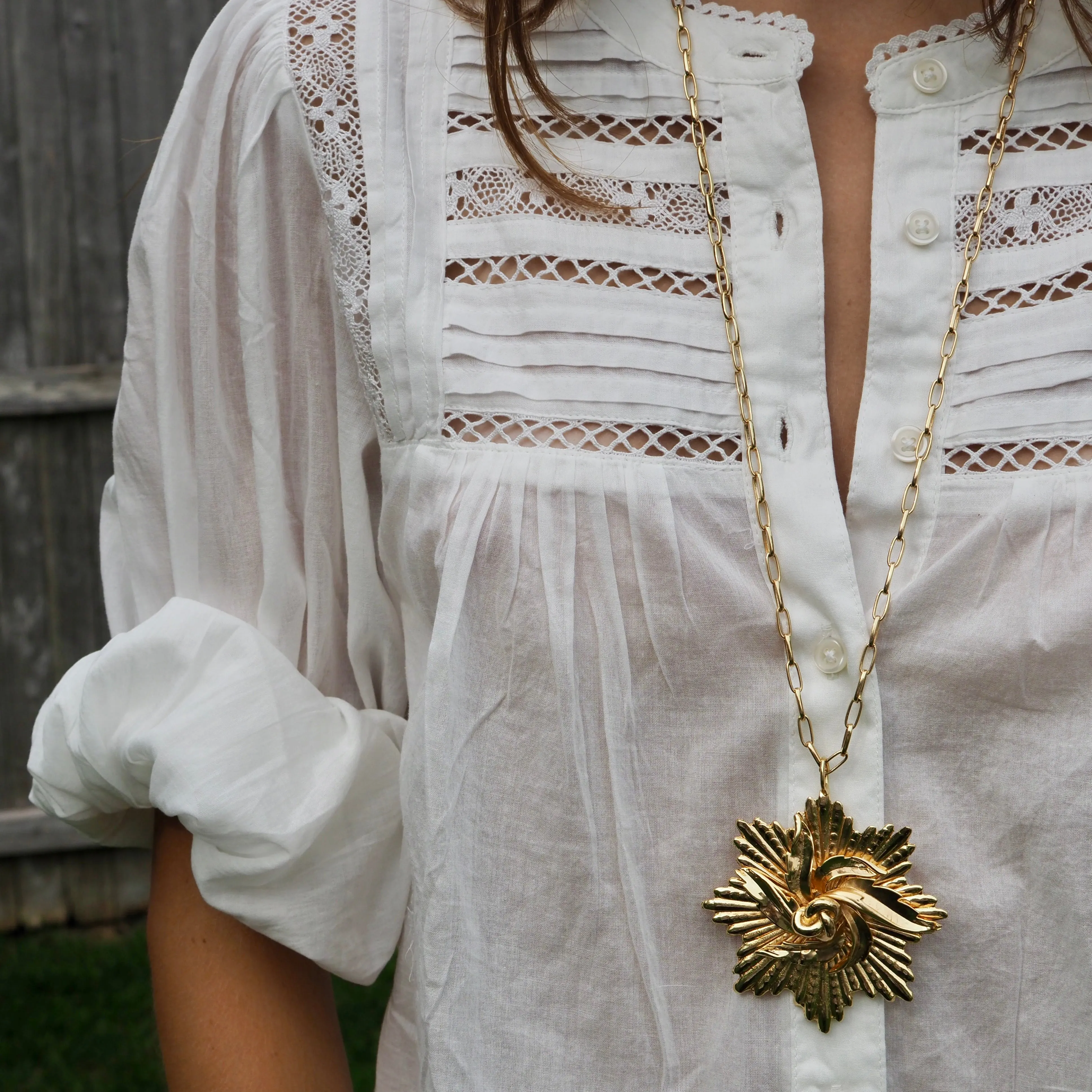 BASHA STATEMENT BURST NECKLACE