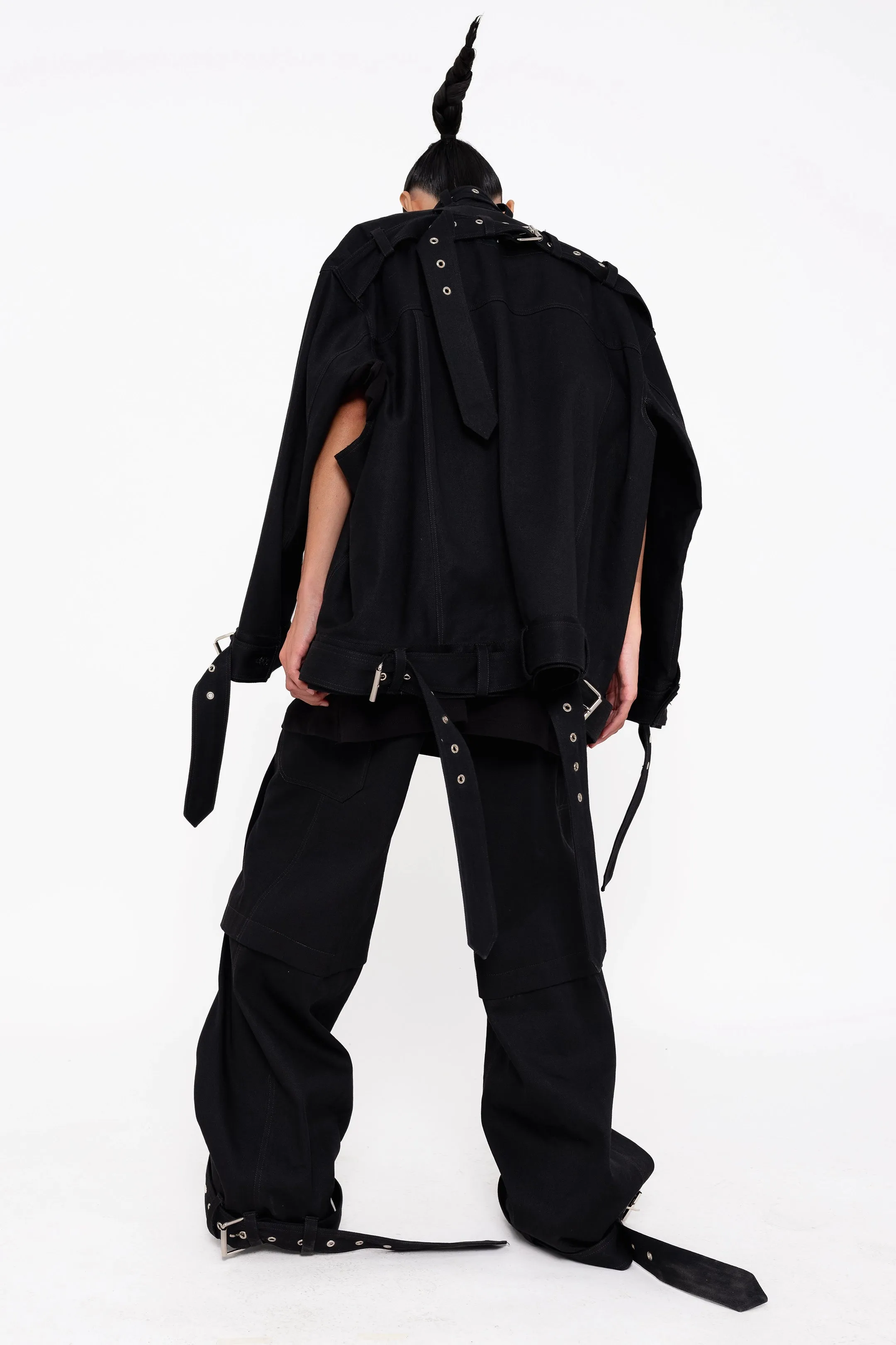 BLACK BELTED DENIM PANTS