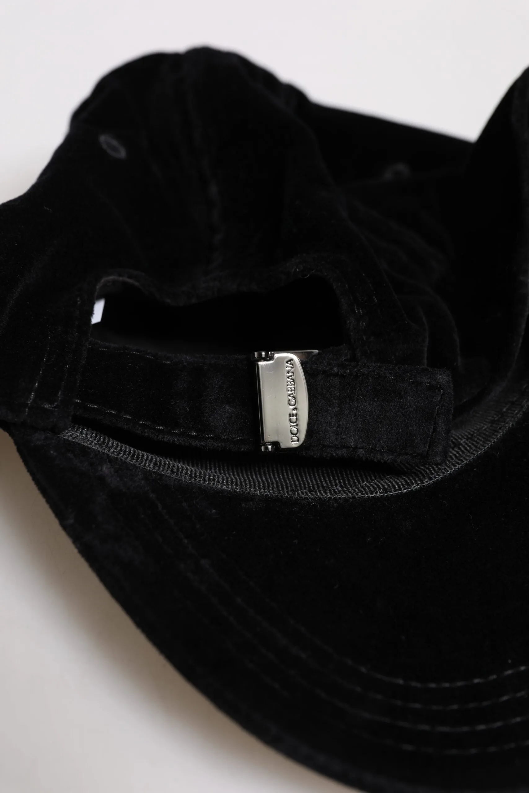 Black Cotton 6 Panels Baseball Cap