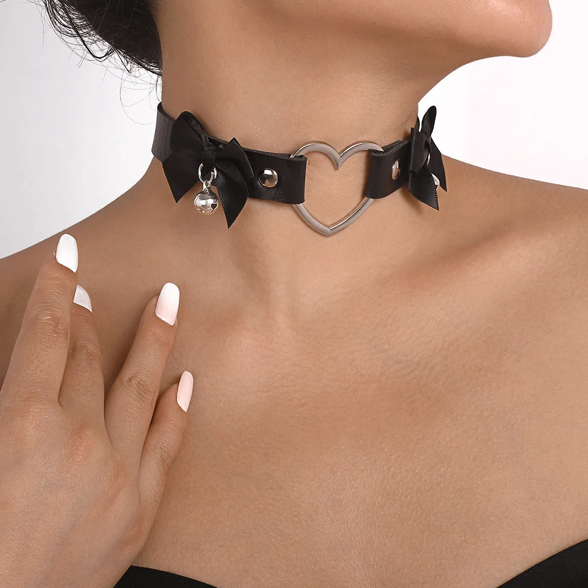 Black Polystyrene & Silver-Plated Heart Bell Choker Necklace