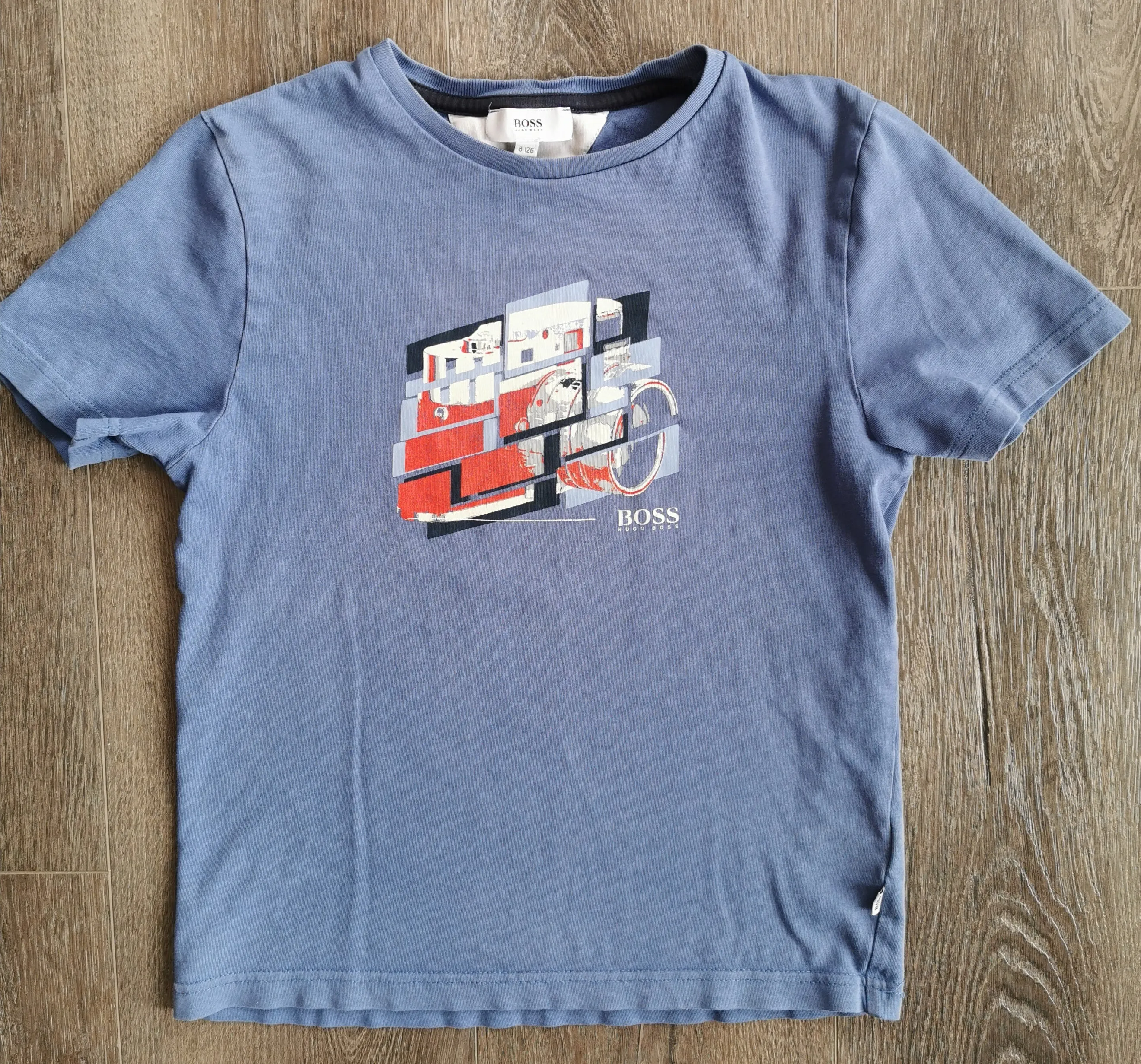 BOY SIZE 8 YEARS - HUGO BOSS, Graphic T-shirt EUC B49