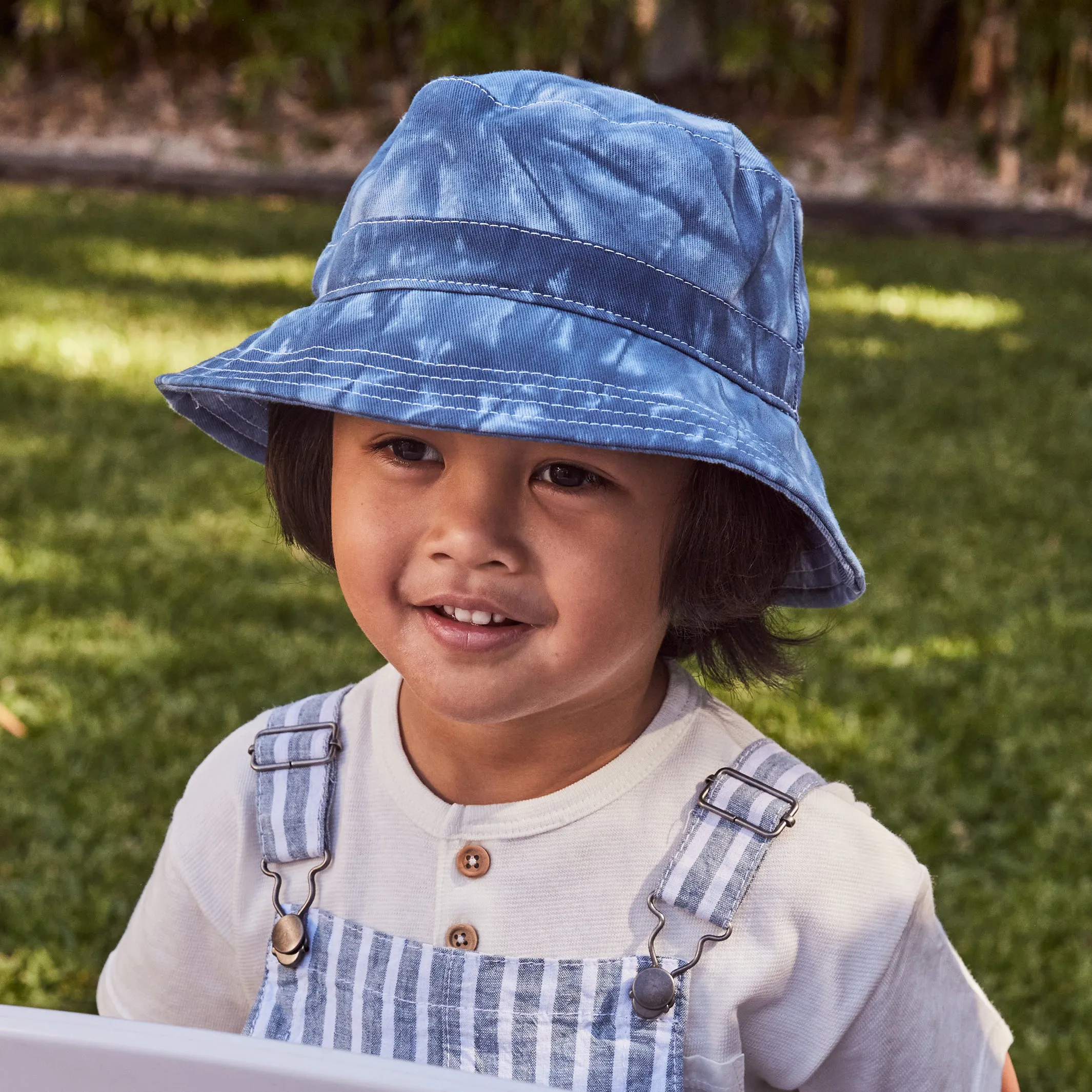 Brodie Bucket Hat - Blue