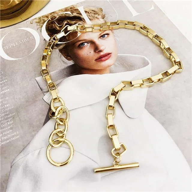 Chain Toggle Clasp Necklace