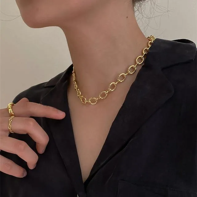 Chain Toggle Clasp Necklace