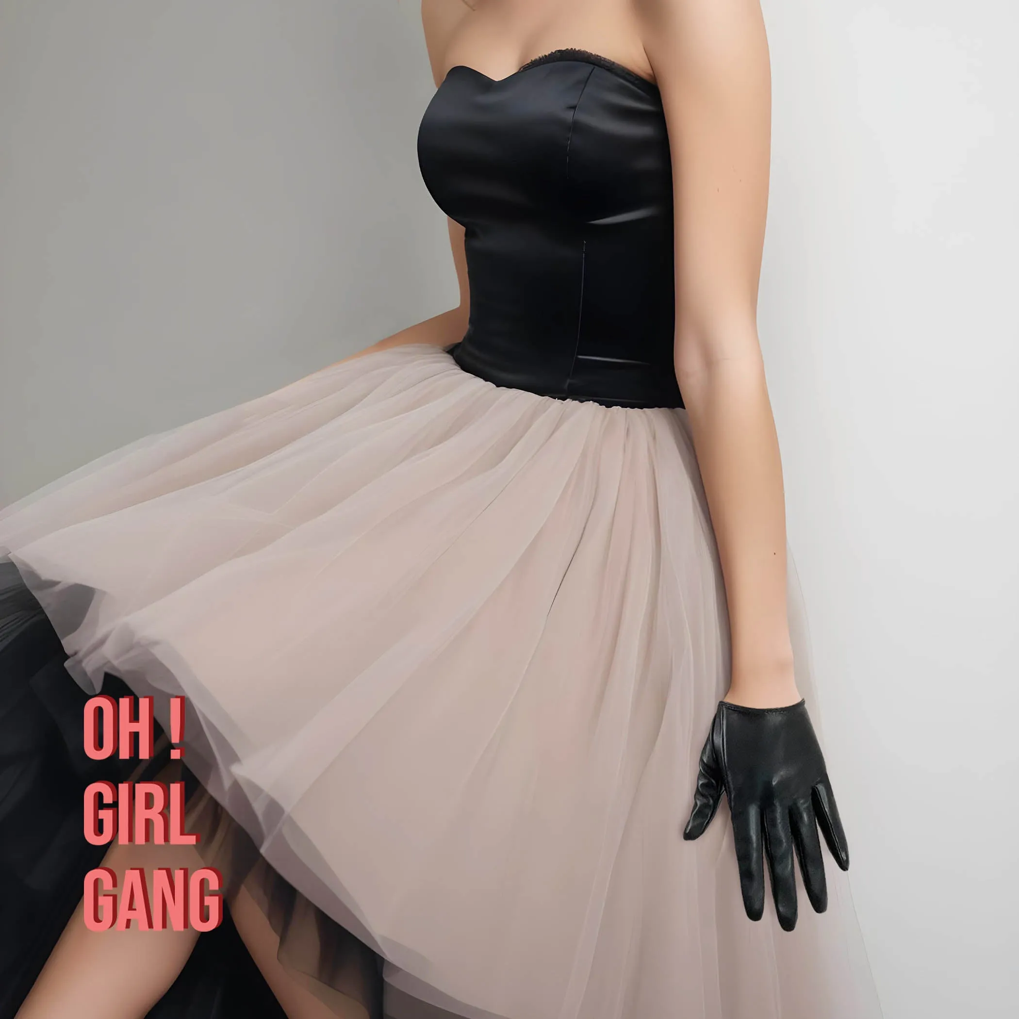 Chic Genuine Leather Black Short Gloves
