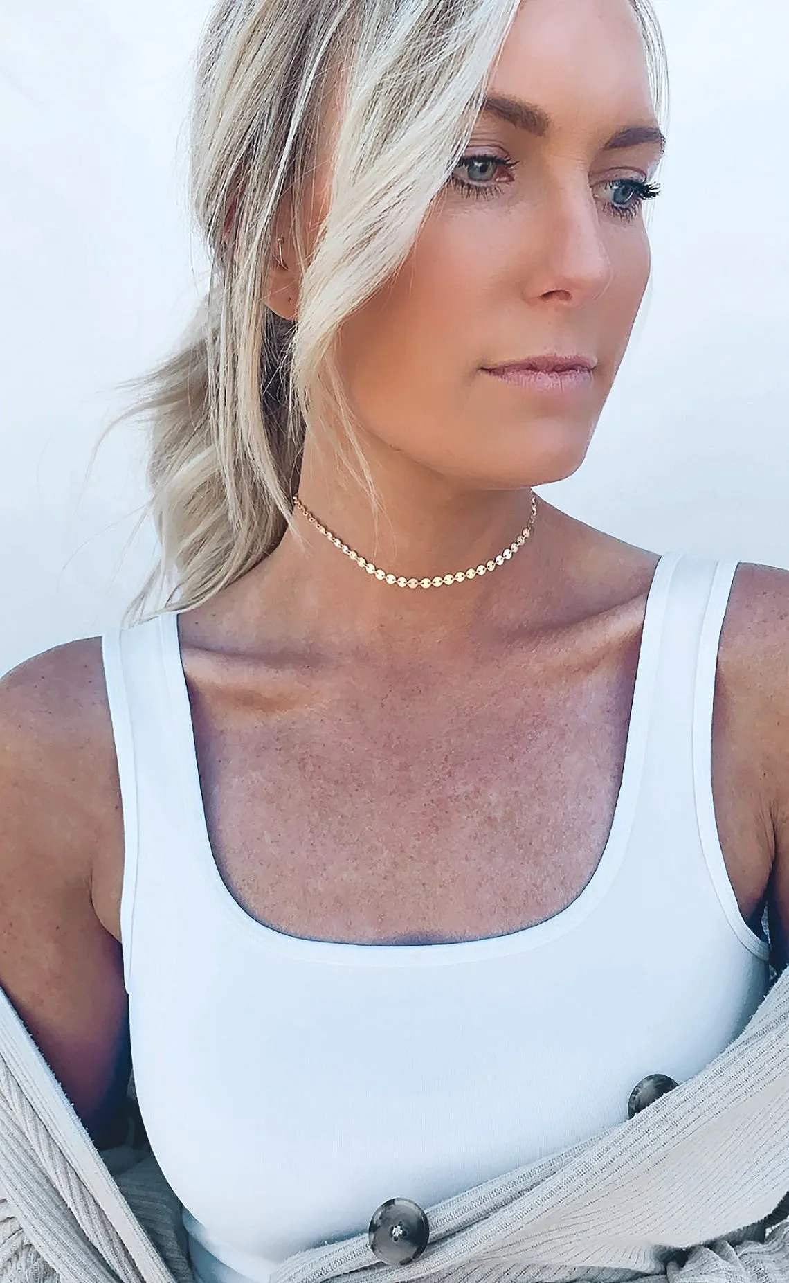 Disc Choker Necklace