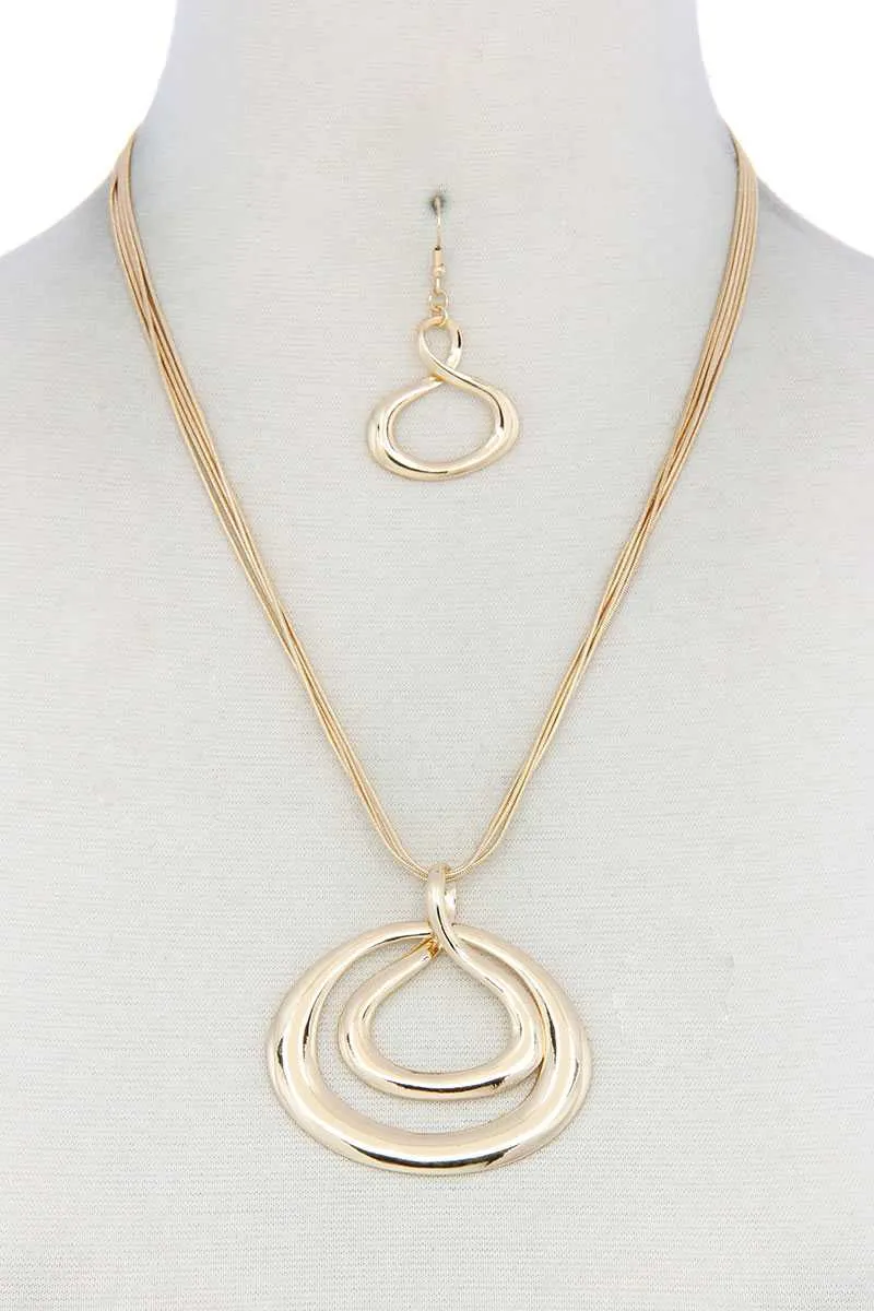 Double Oval Shape Pendant Necklace