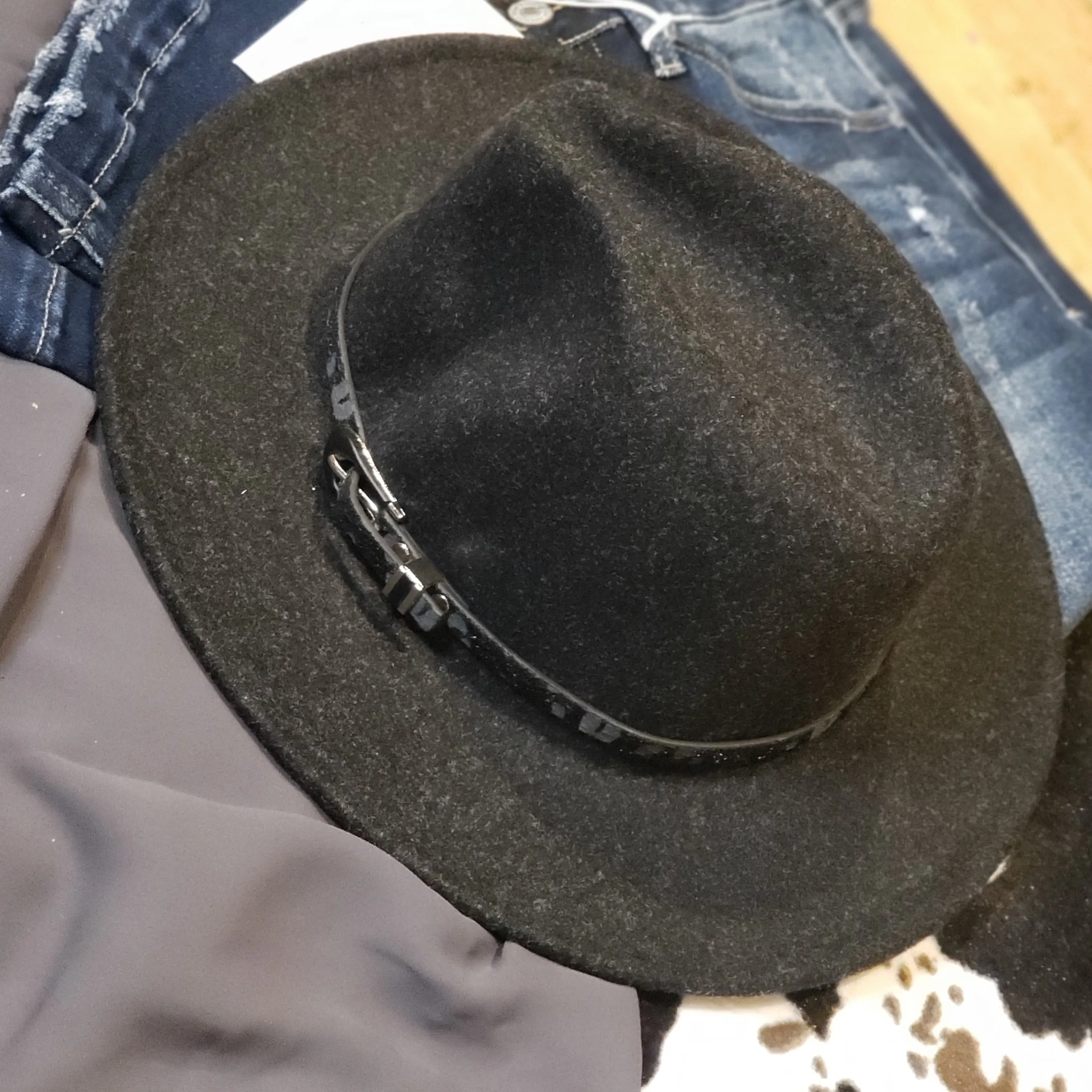 Felt Fedora Hat - Black
