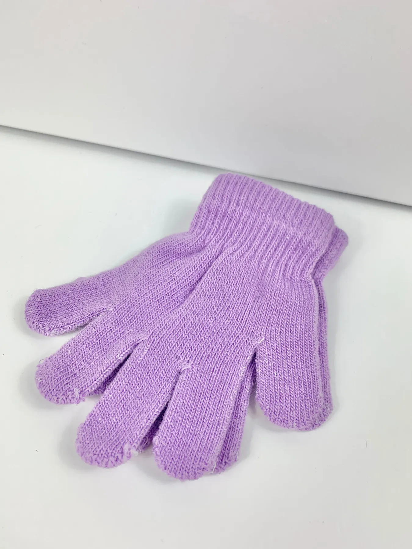 Gloves - 6 Colours