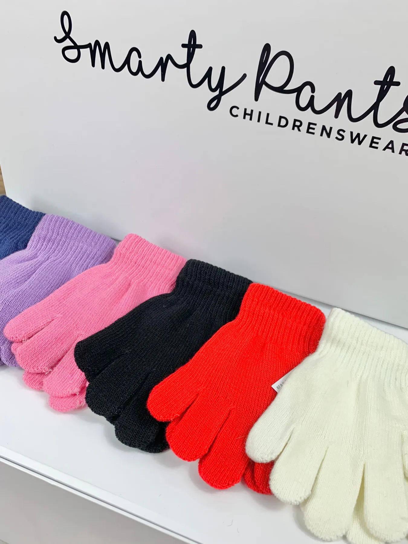 Gloves - 6 Colours