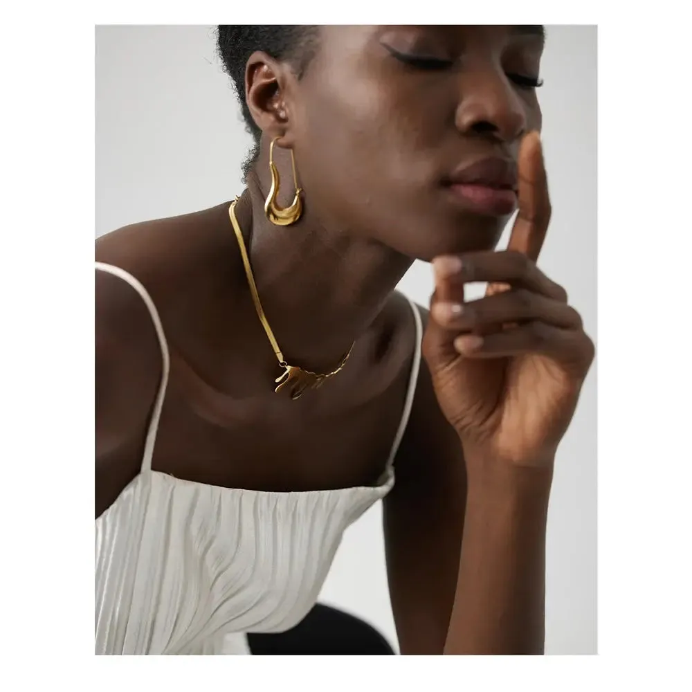Golden Irregular Choker Necklace