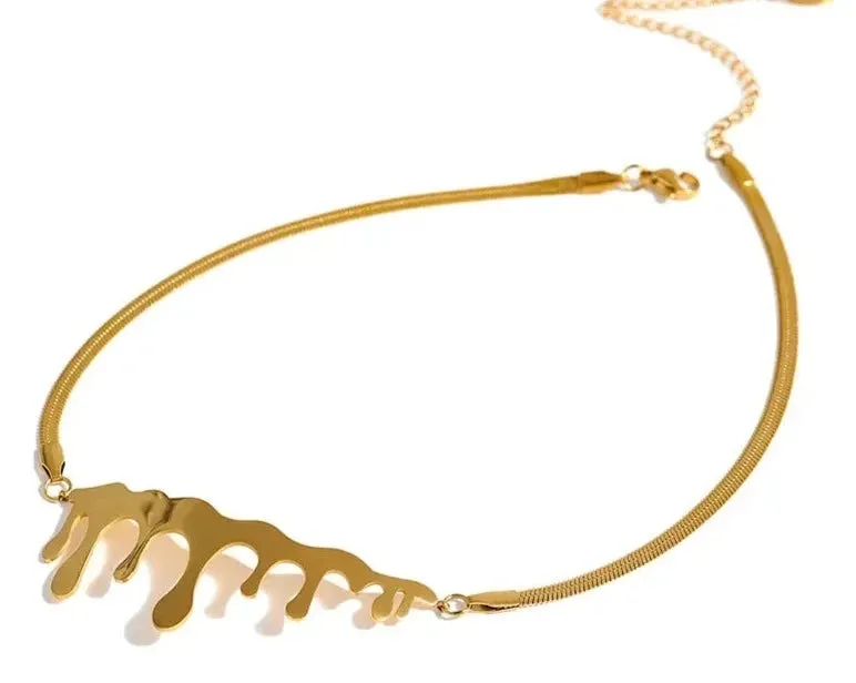 Golden Irregular Choker Necklace