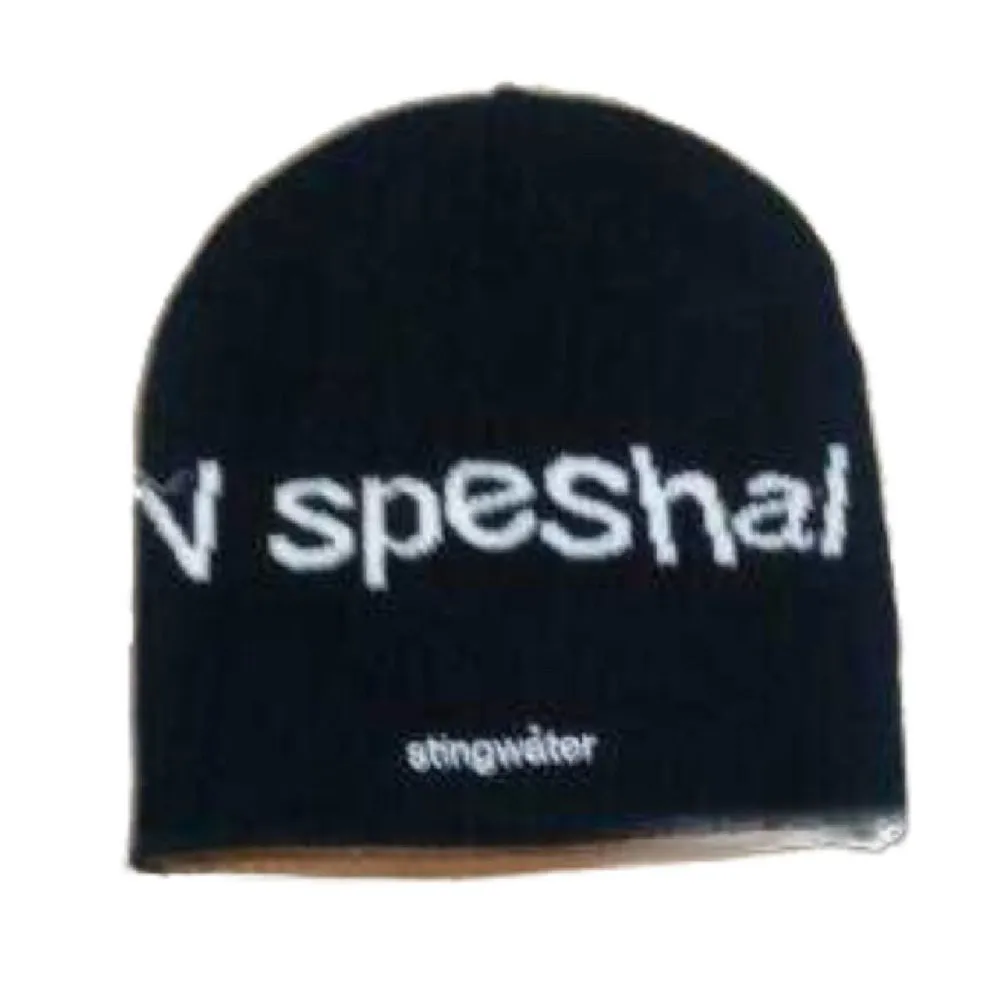 Groe Together Reversible Beanie Black/Brown