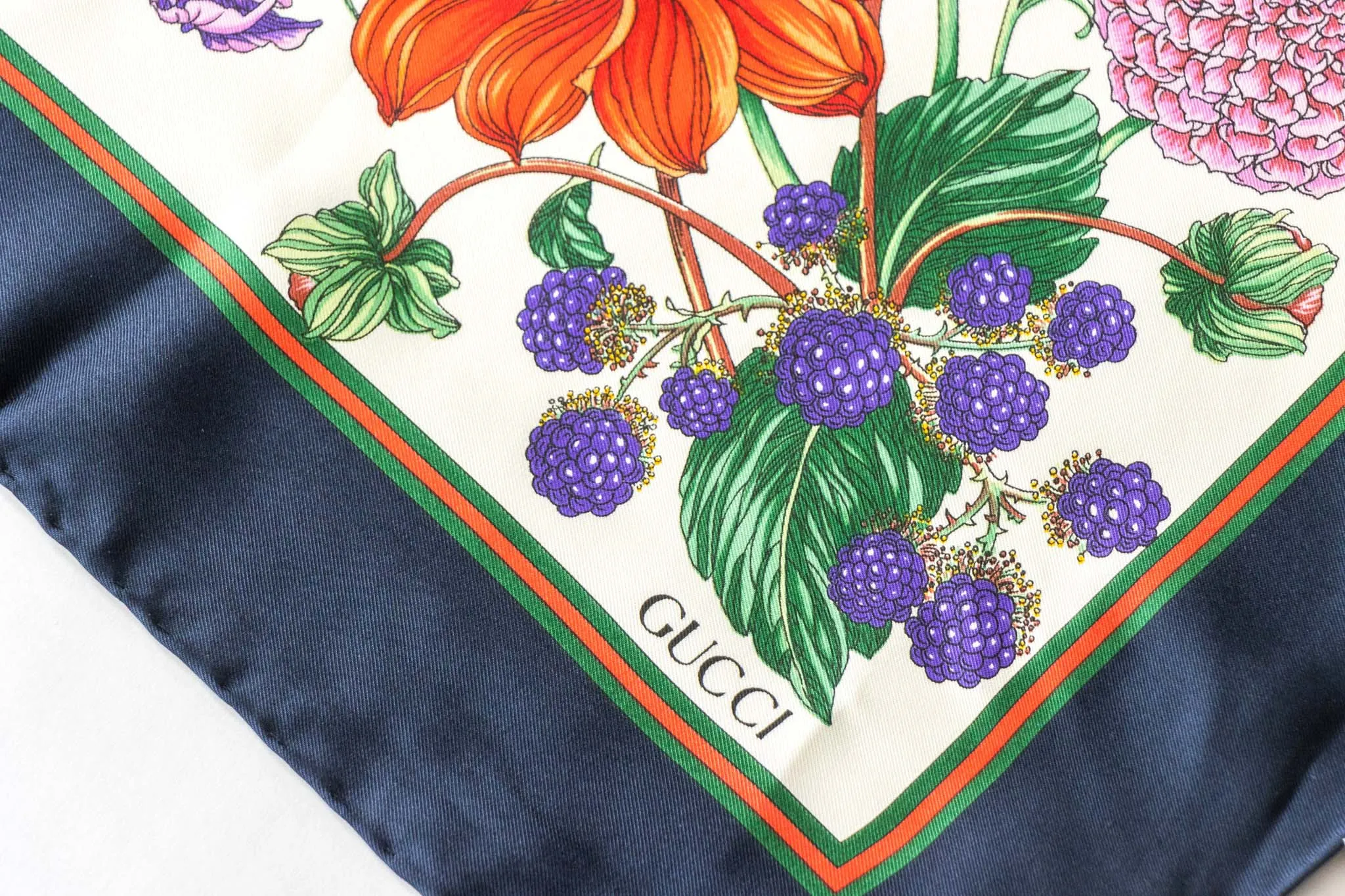 Gucci Dahlia "New" Old Stock Scarf