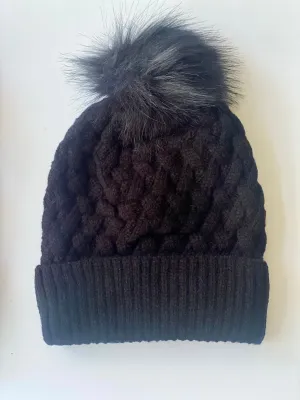 H34 X KNIT BOBBLE BEANIE
