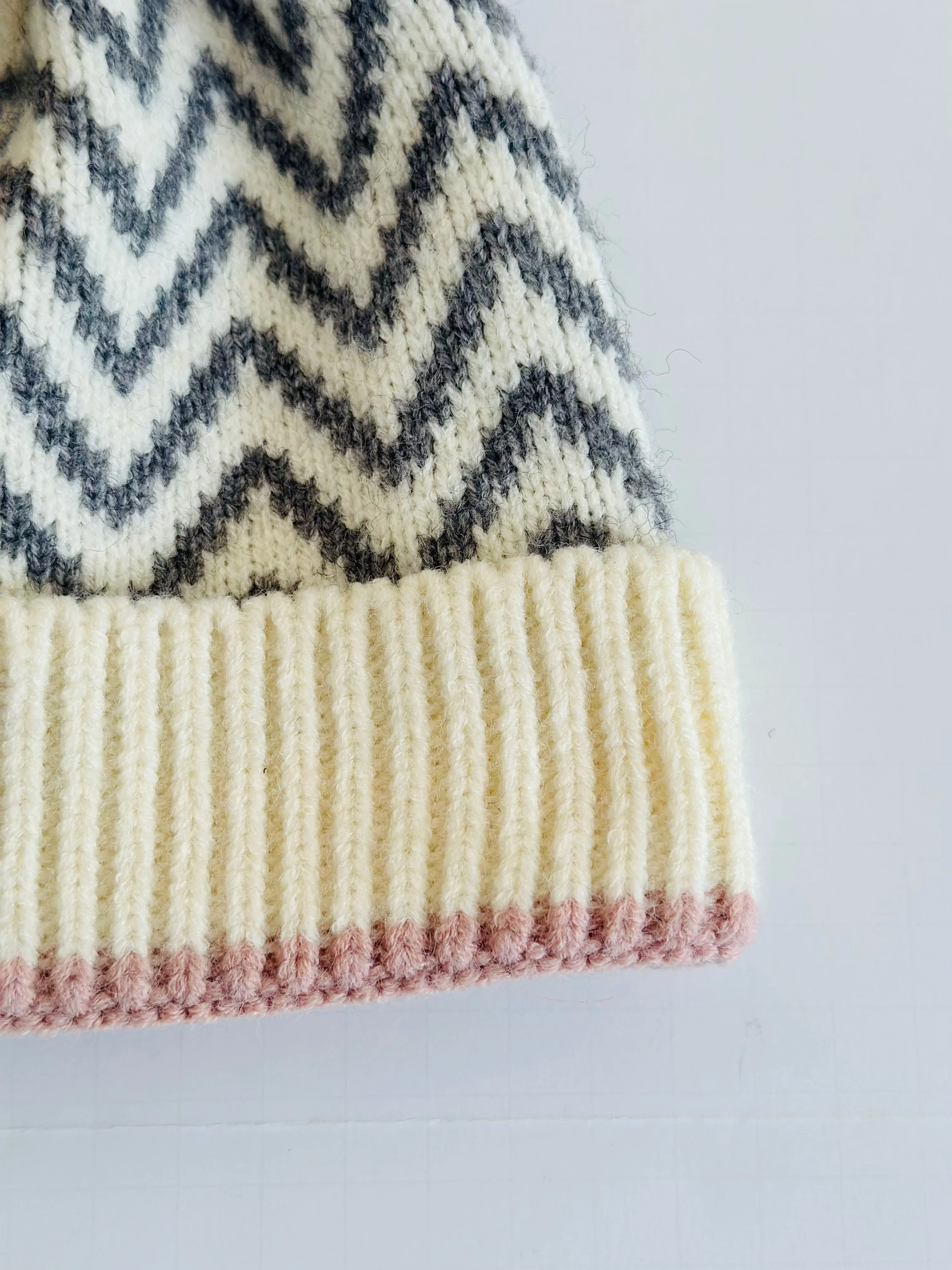 H47 CHEVRON POM BEANIE