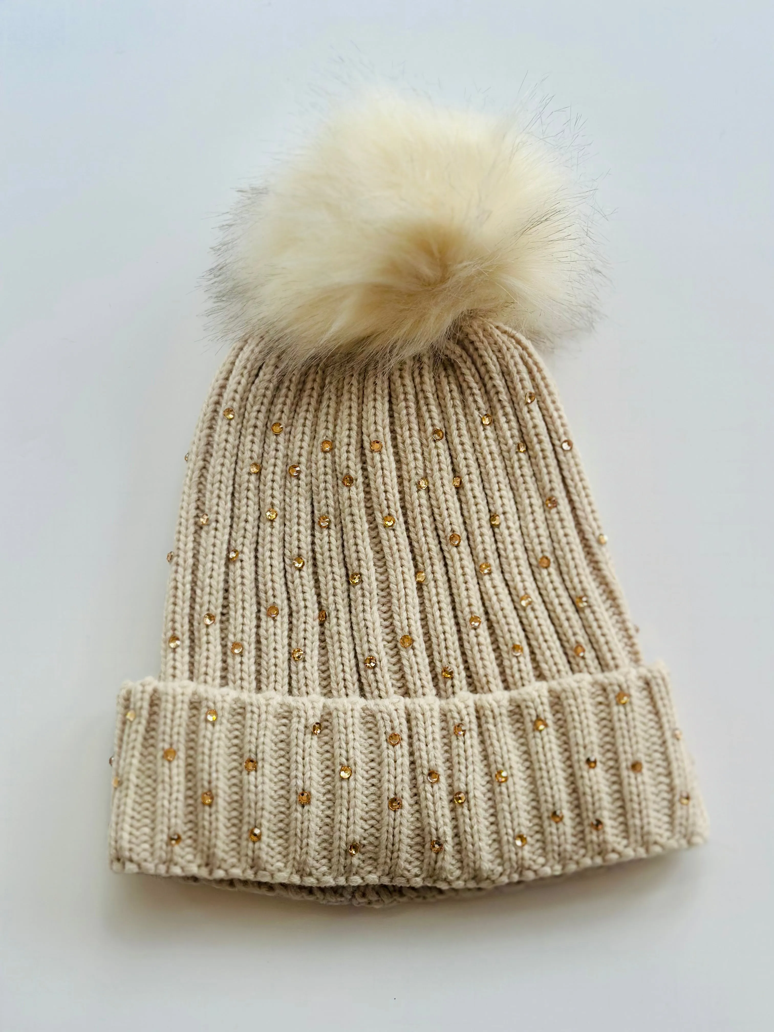 H57 DIAMOND DOT BEANIE