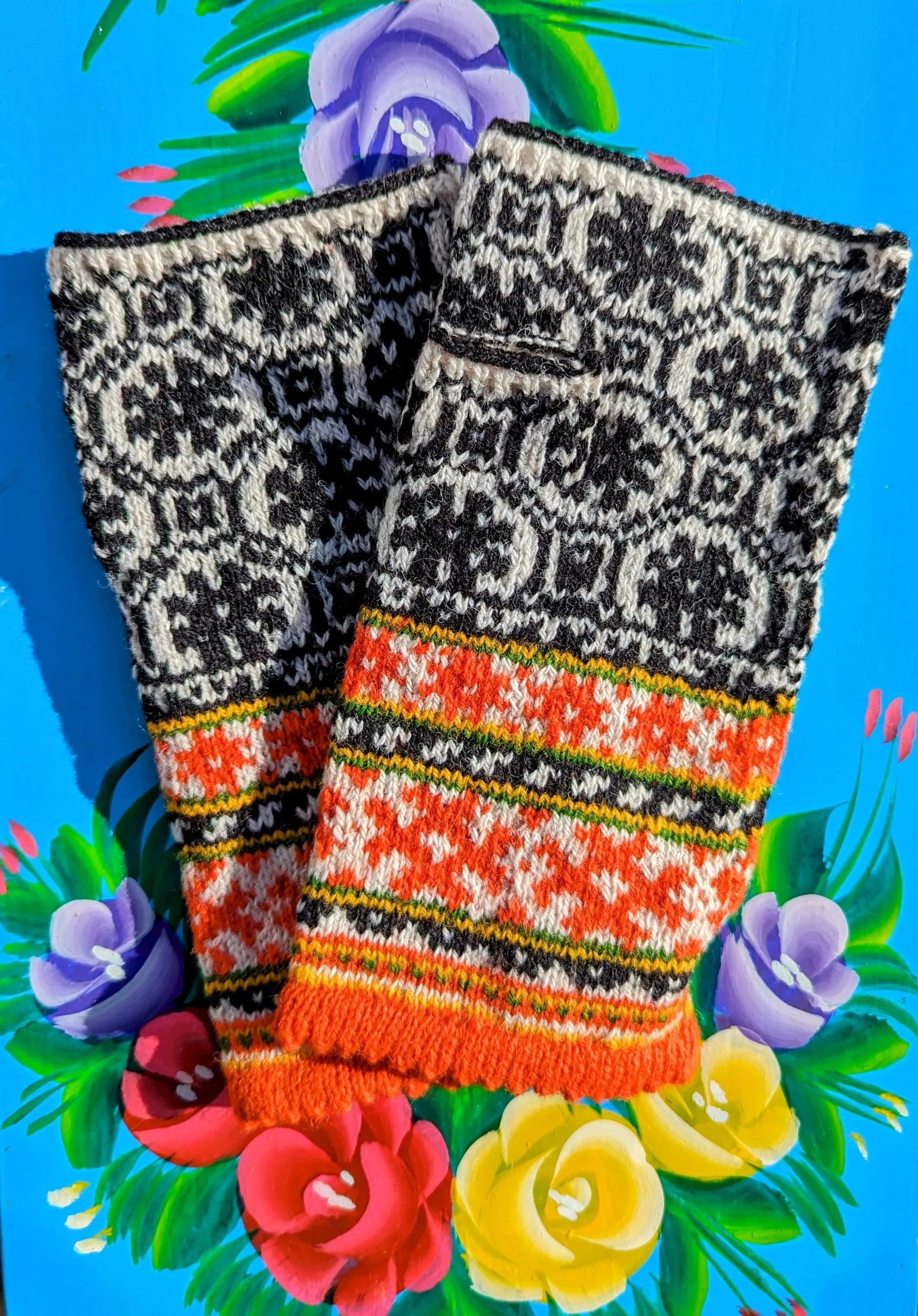 Handknitted folkart fingerless gloves