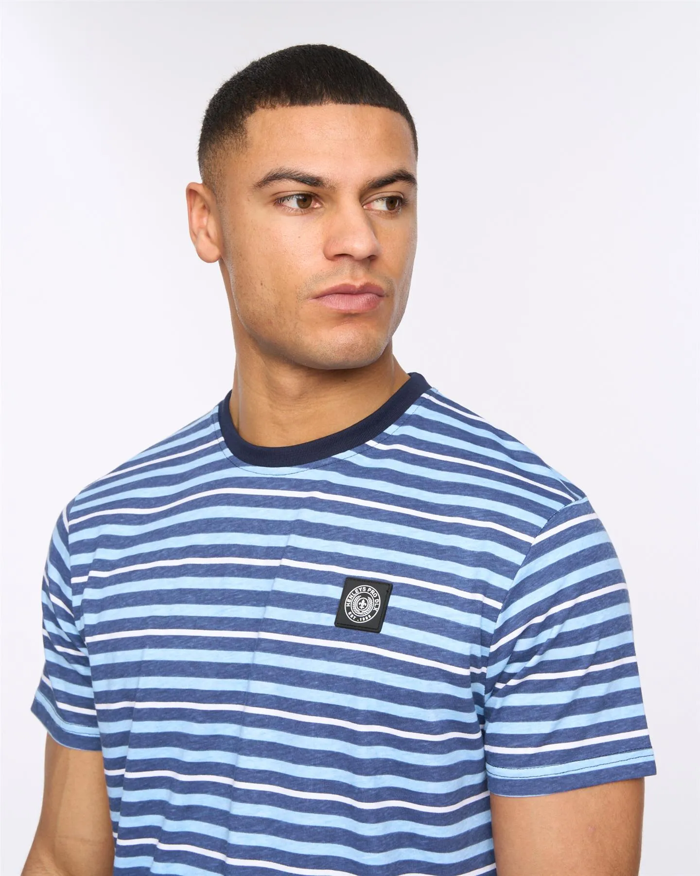 Henfeed T-Shirt Navy