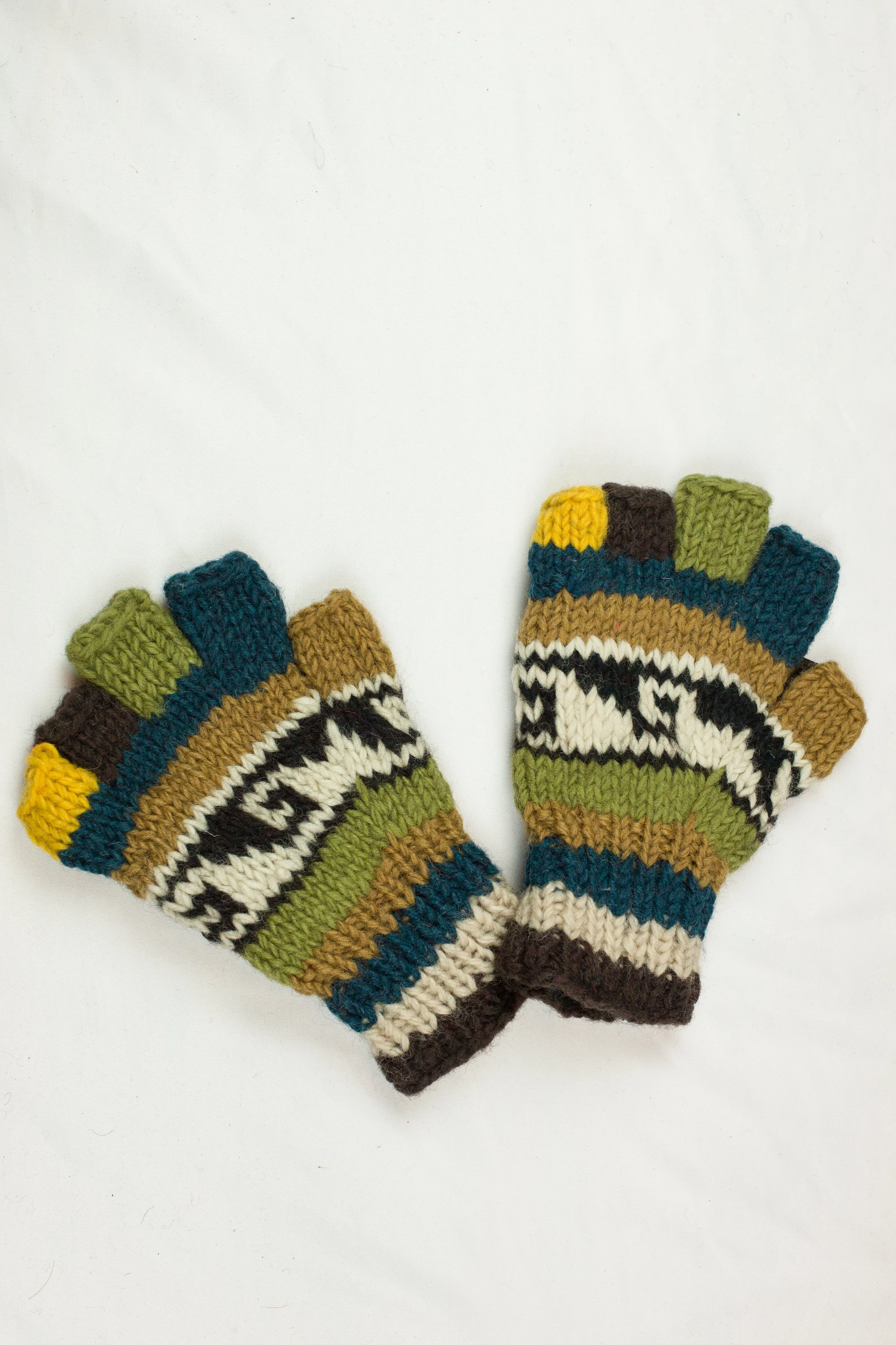 High quality hand knitted woolen half glove with soft fleece liner - unisex