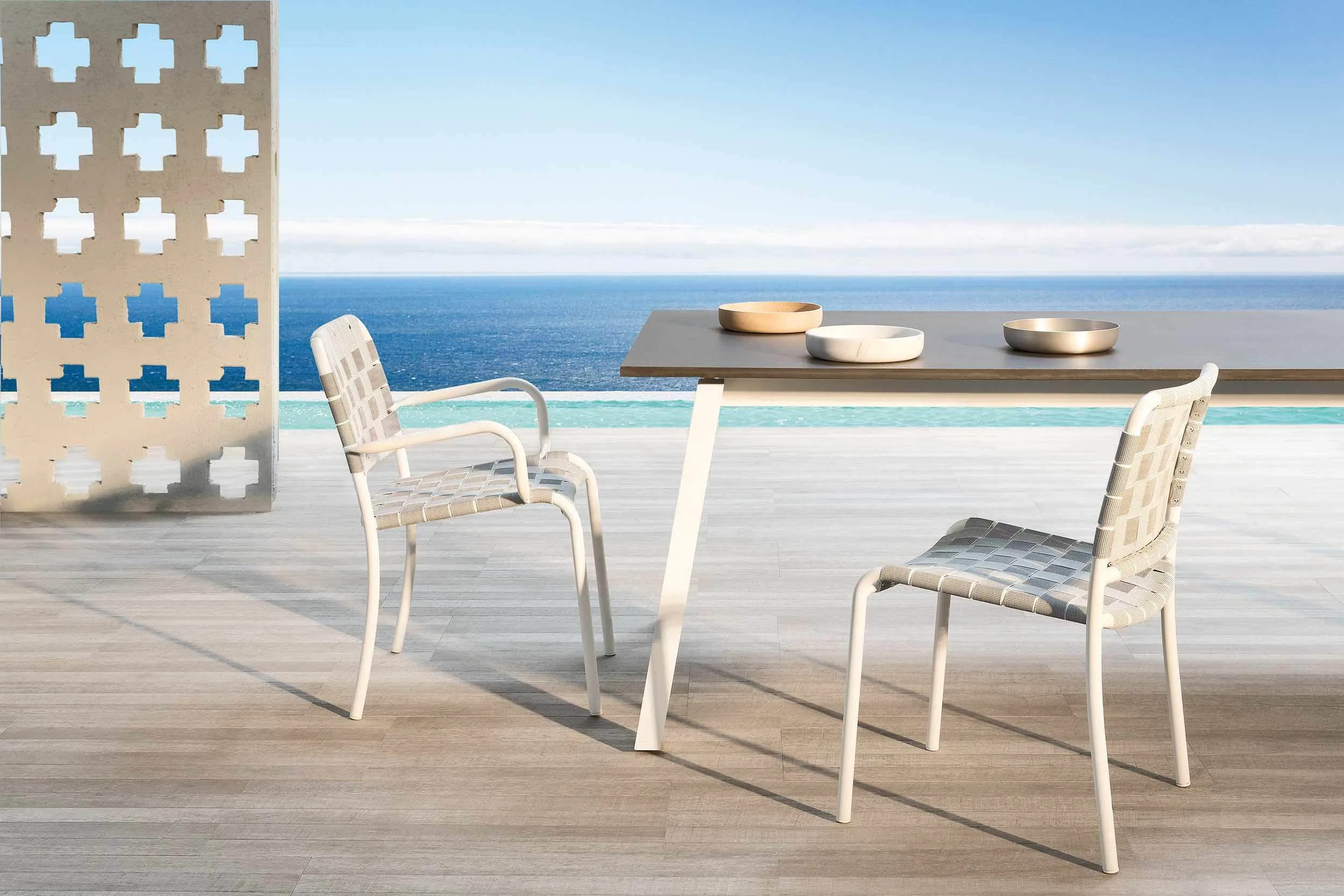 InOut 824 Dining Armchair