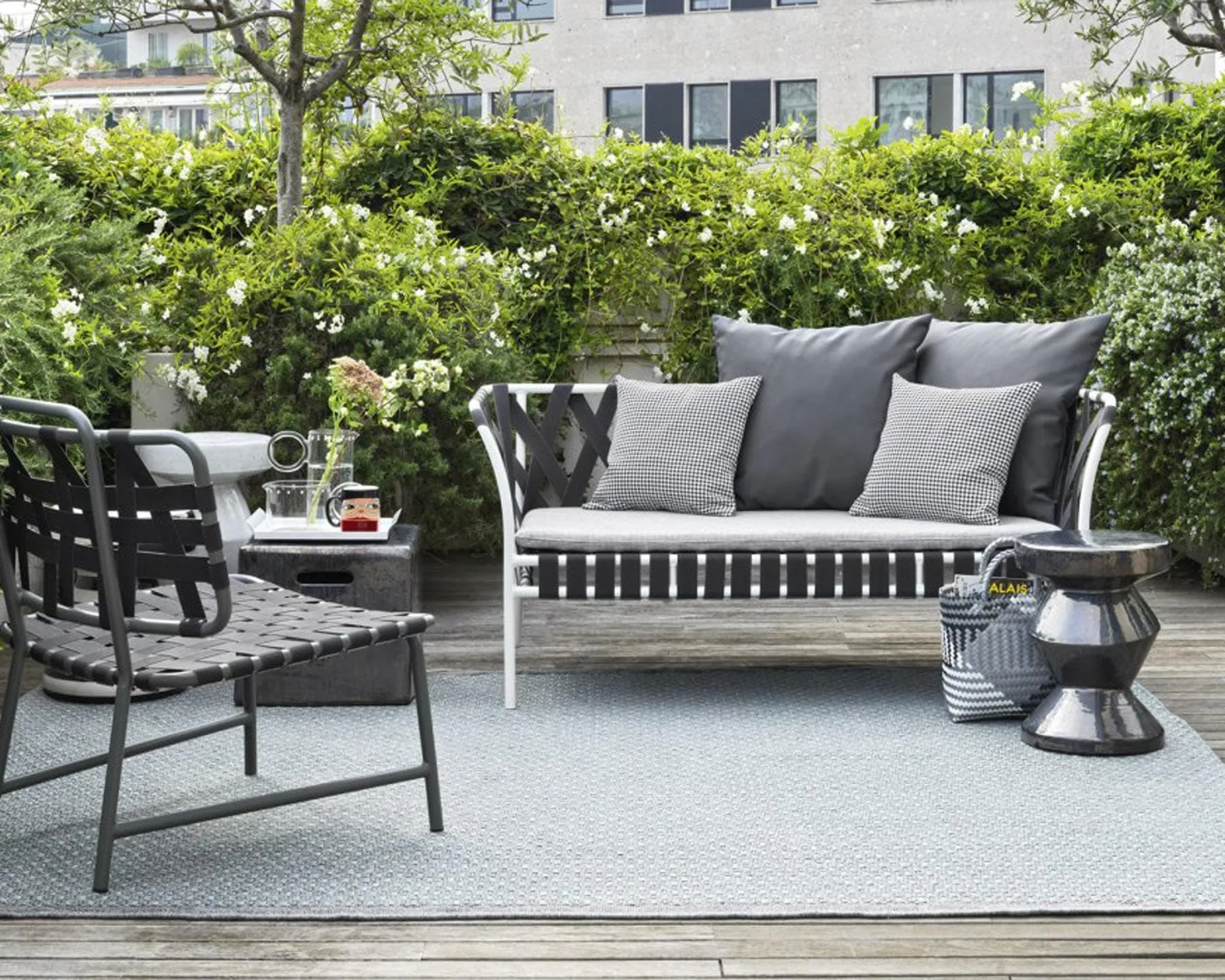InOut 852 Sofa