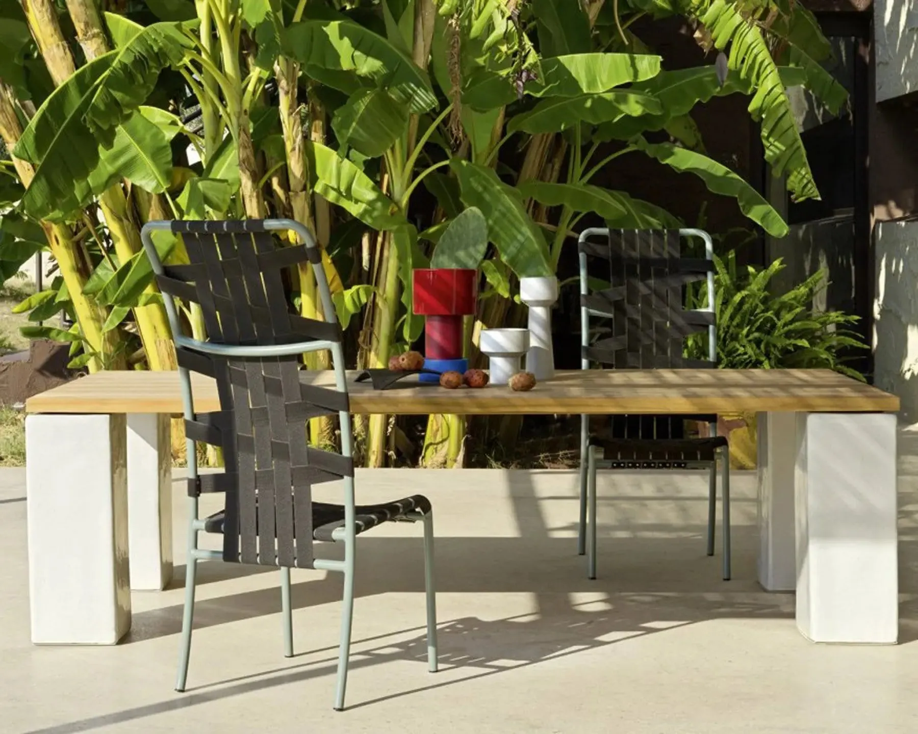 InOut 855 Chair