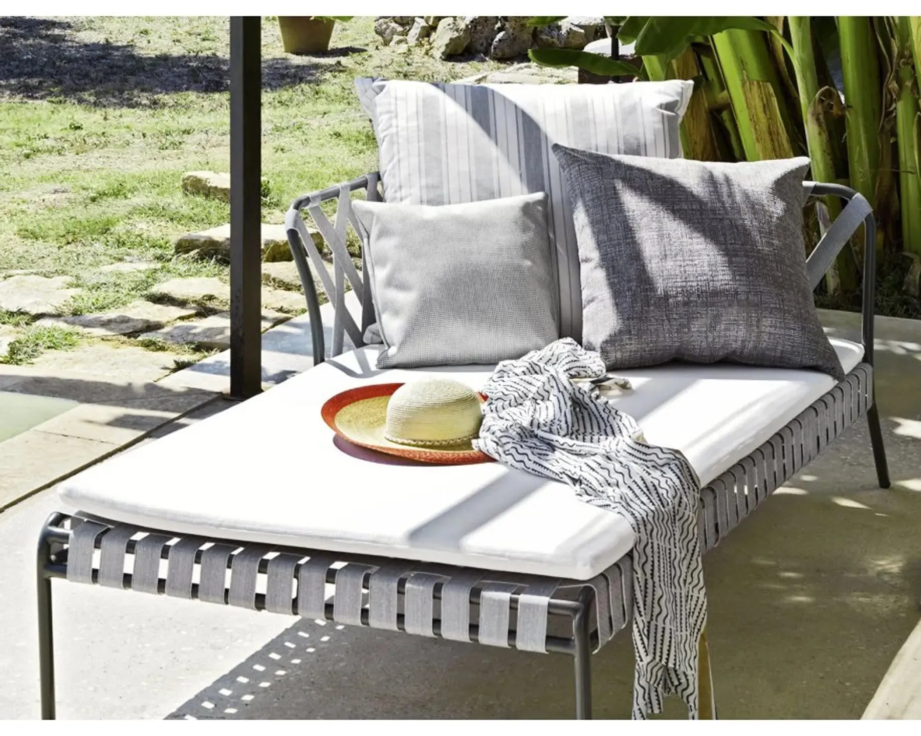 InOut 859 L-R Daybed