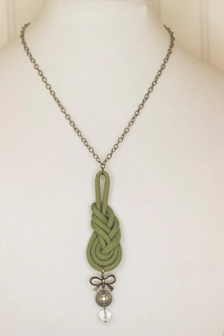 Knotted necklaces