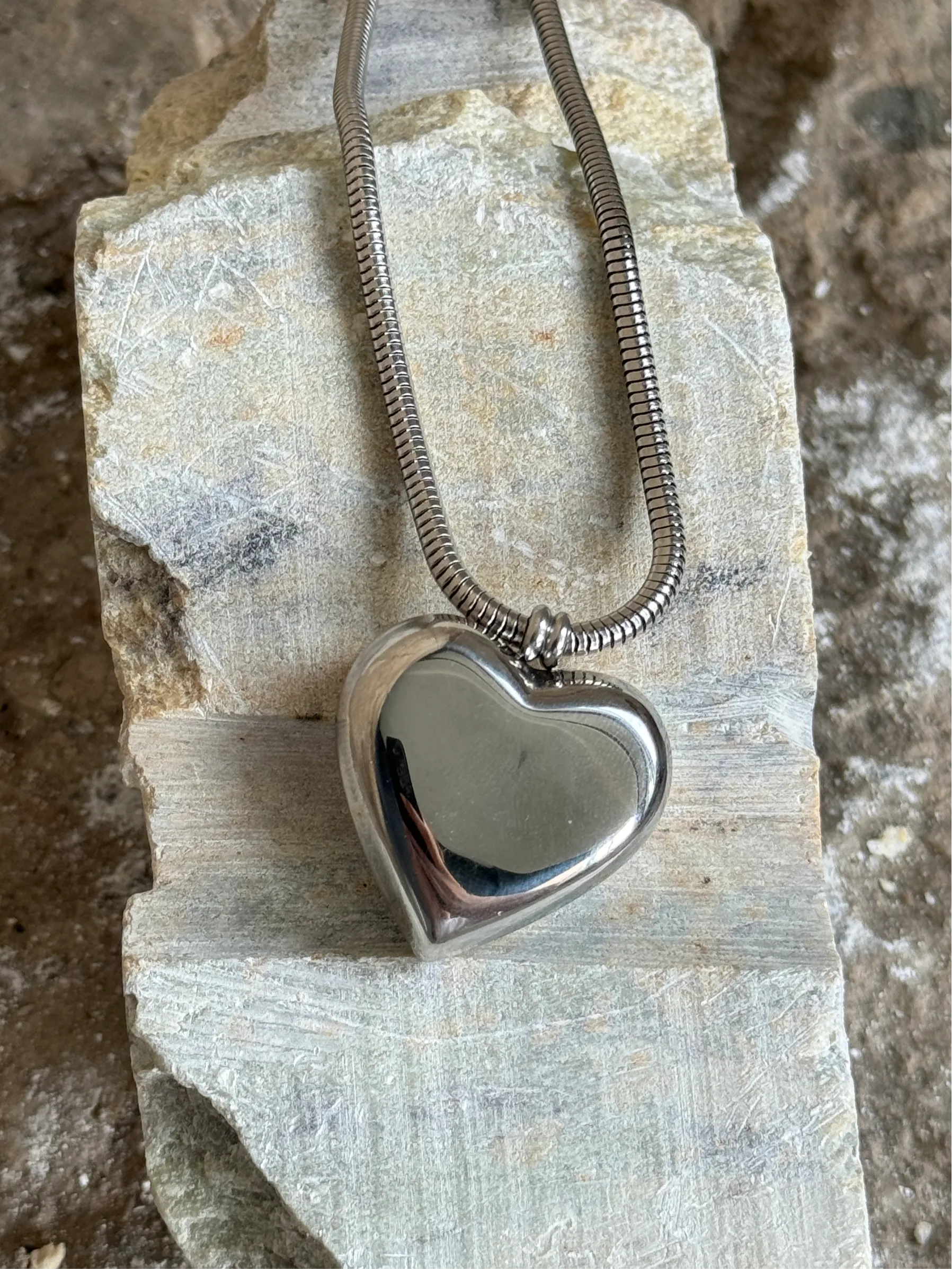 Liora necklace