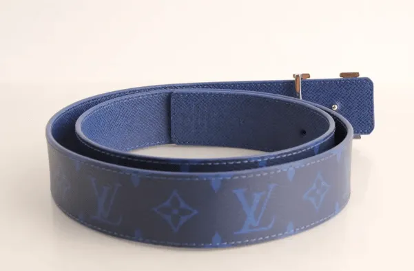 Louis Vuitton LV Initiales 40mm Blue Reversible Belt Size: 100/40