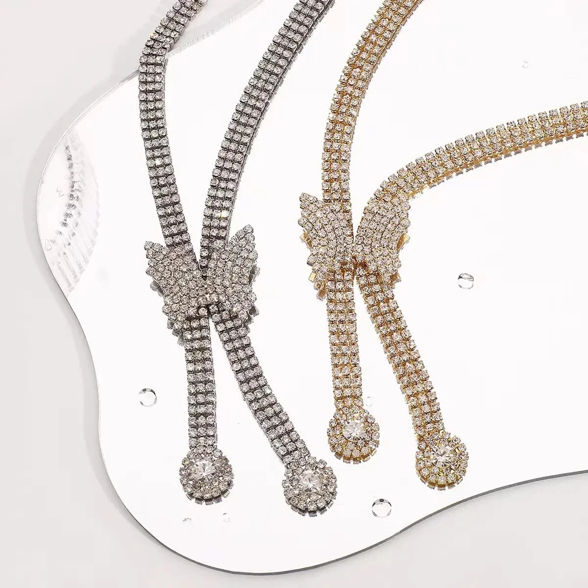 Luxury Rhinestone Butterfly V-Shaped Choker Necklace