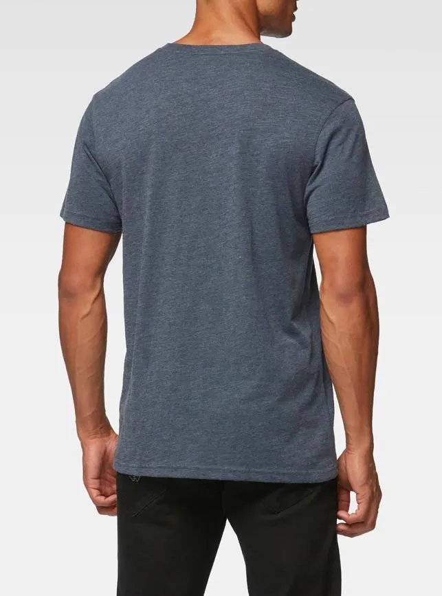 Men's basic v neck short sleeve t-shirt