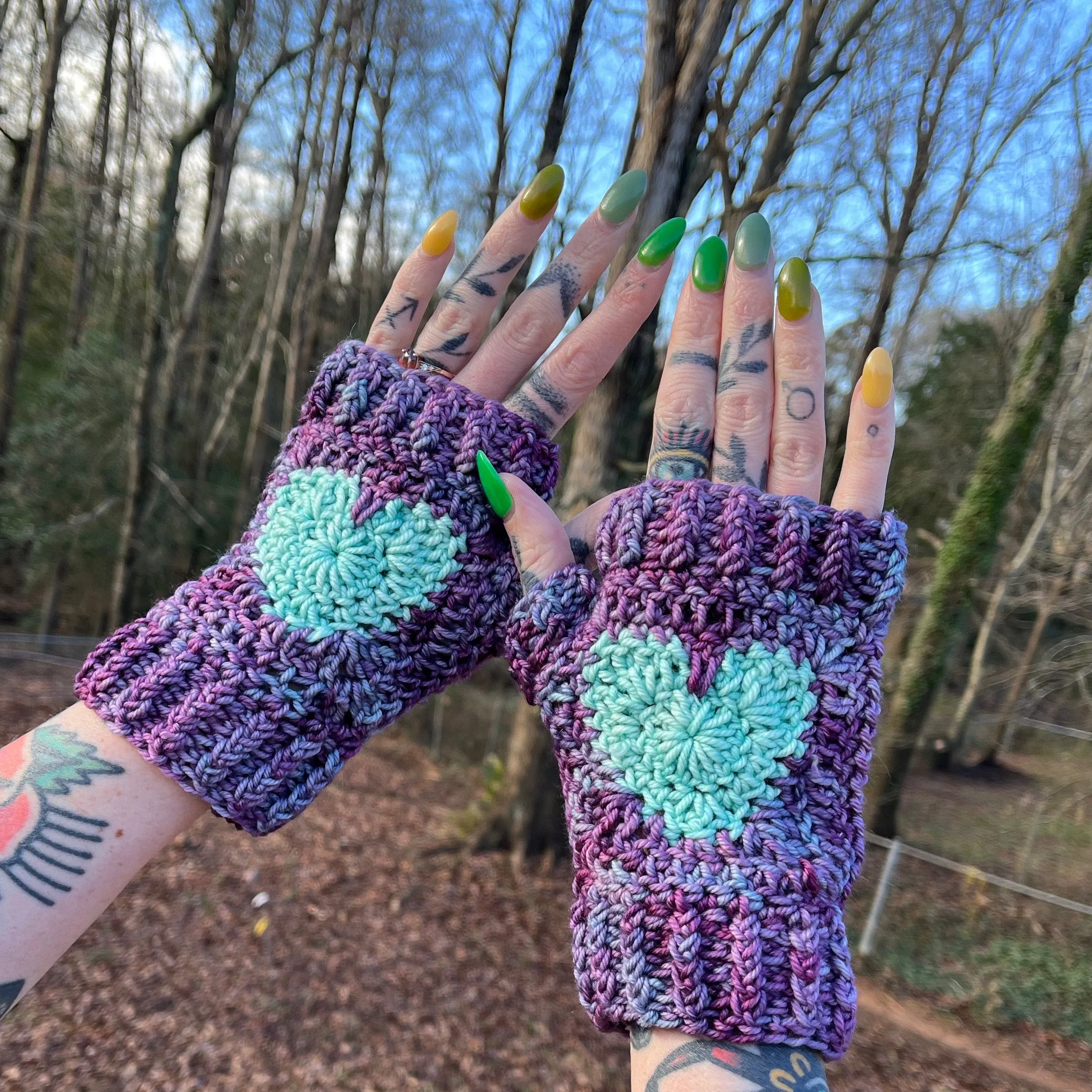 Merino Sweetheart Mitts