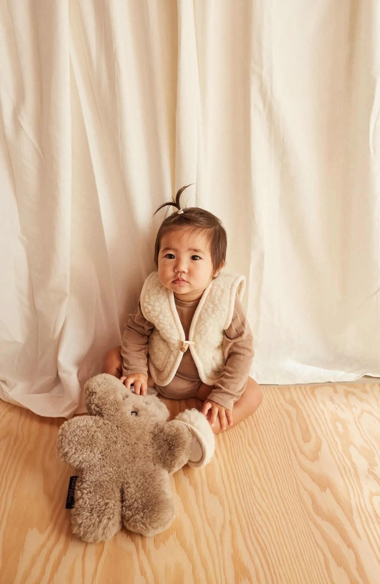 MILK MERINO SNUGGLEVEST - BESTSELLER