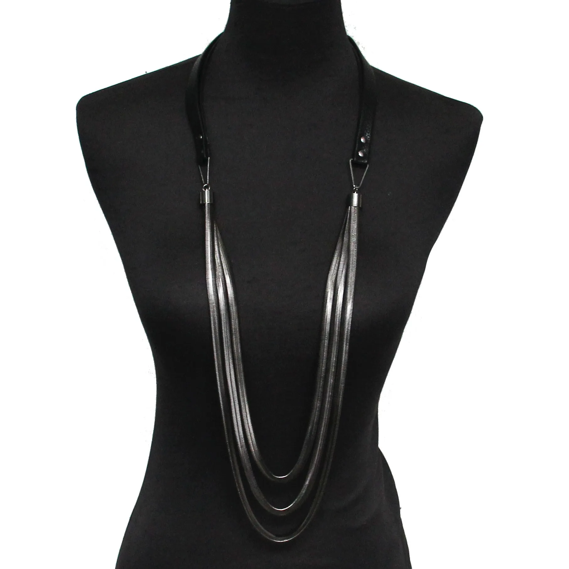 Multi layers Leather Snake Chains Necklaces Women Thick Chain Pendants Long Necklaces Statement Jewelry