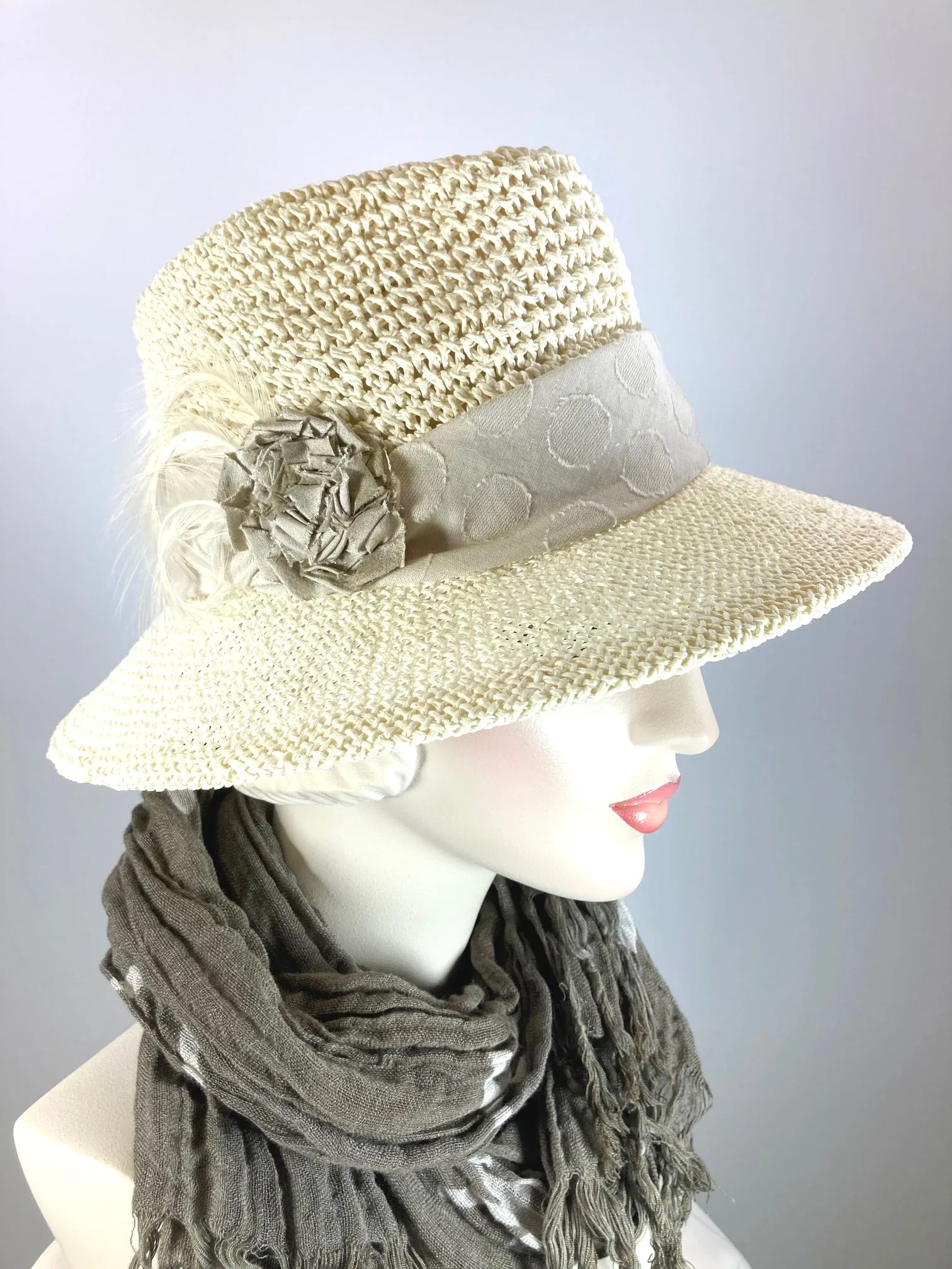 Neutral Ivory Pale Yellow Straw Womens Fedora hat. Ladies summer fedora hat. Lightweight cool summer fedora. Feminine neutral fedora hat.