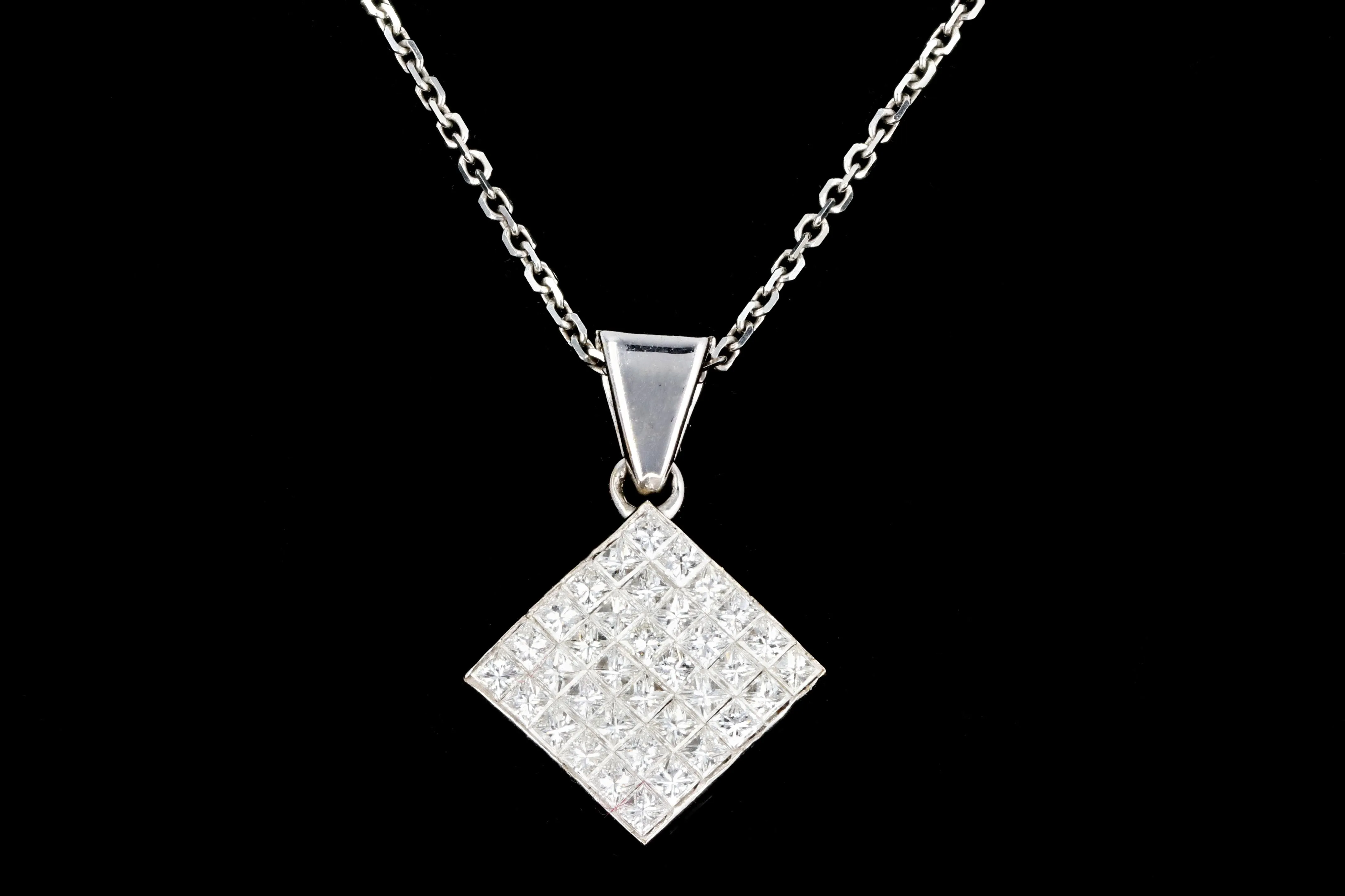 New 18K 1 Carat Princess Cut Cluster Diamond Pendant Necklace