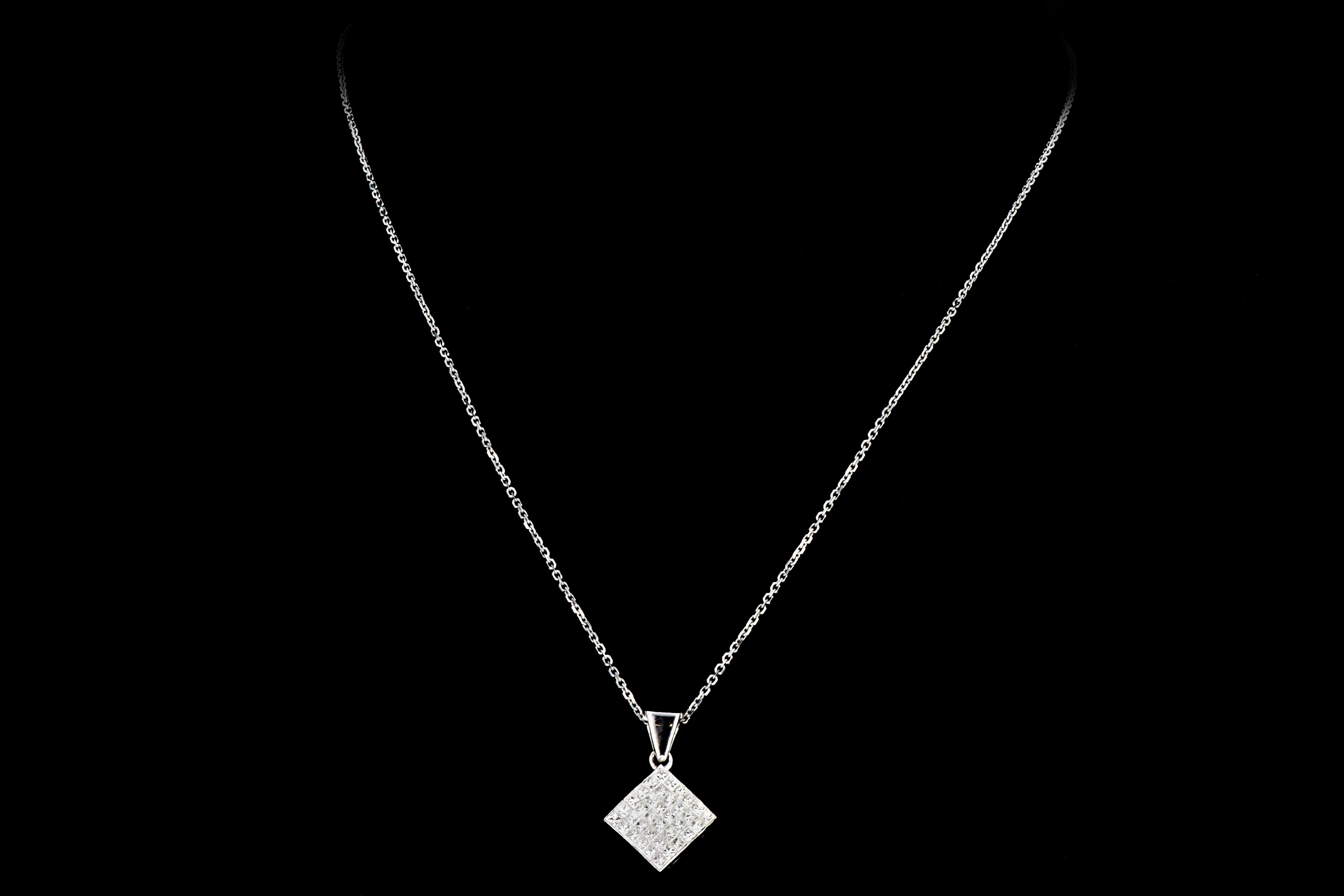 New 18K 1 Carat Princess Cut Cluster Diamond Pendant Necklace
