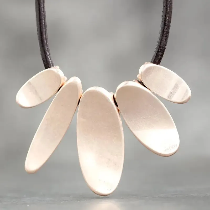 New in Chokers Leather Chains necklaces & pendants