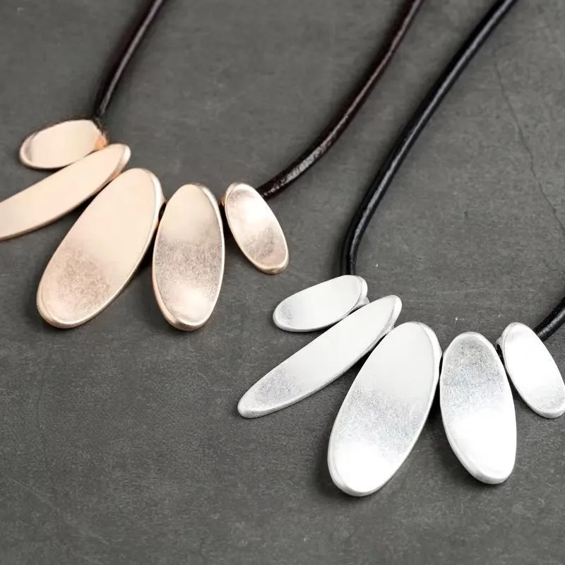 New in Chokers Leather Chains necklaces & pendants