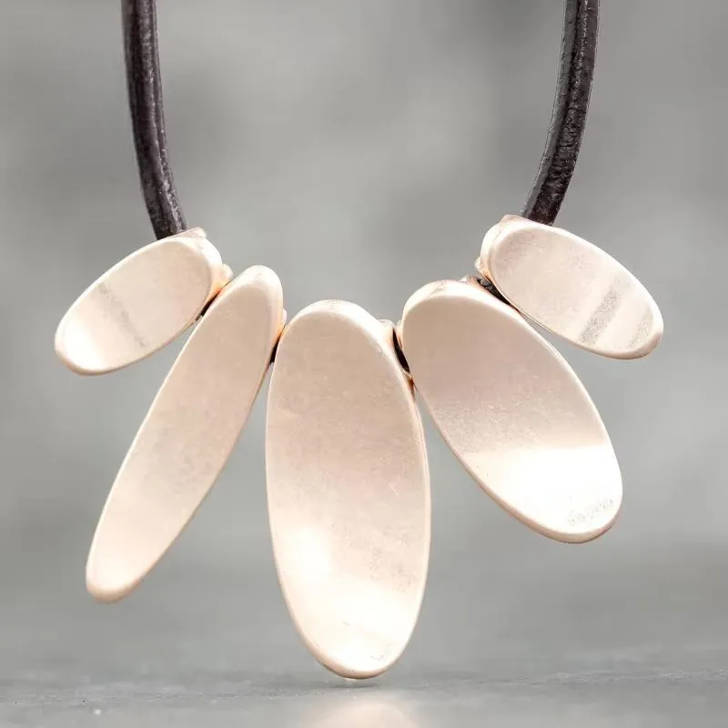 New in Chokers Leather Chains necklaces & pendants