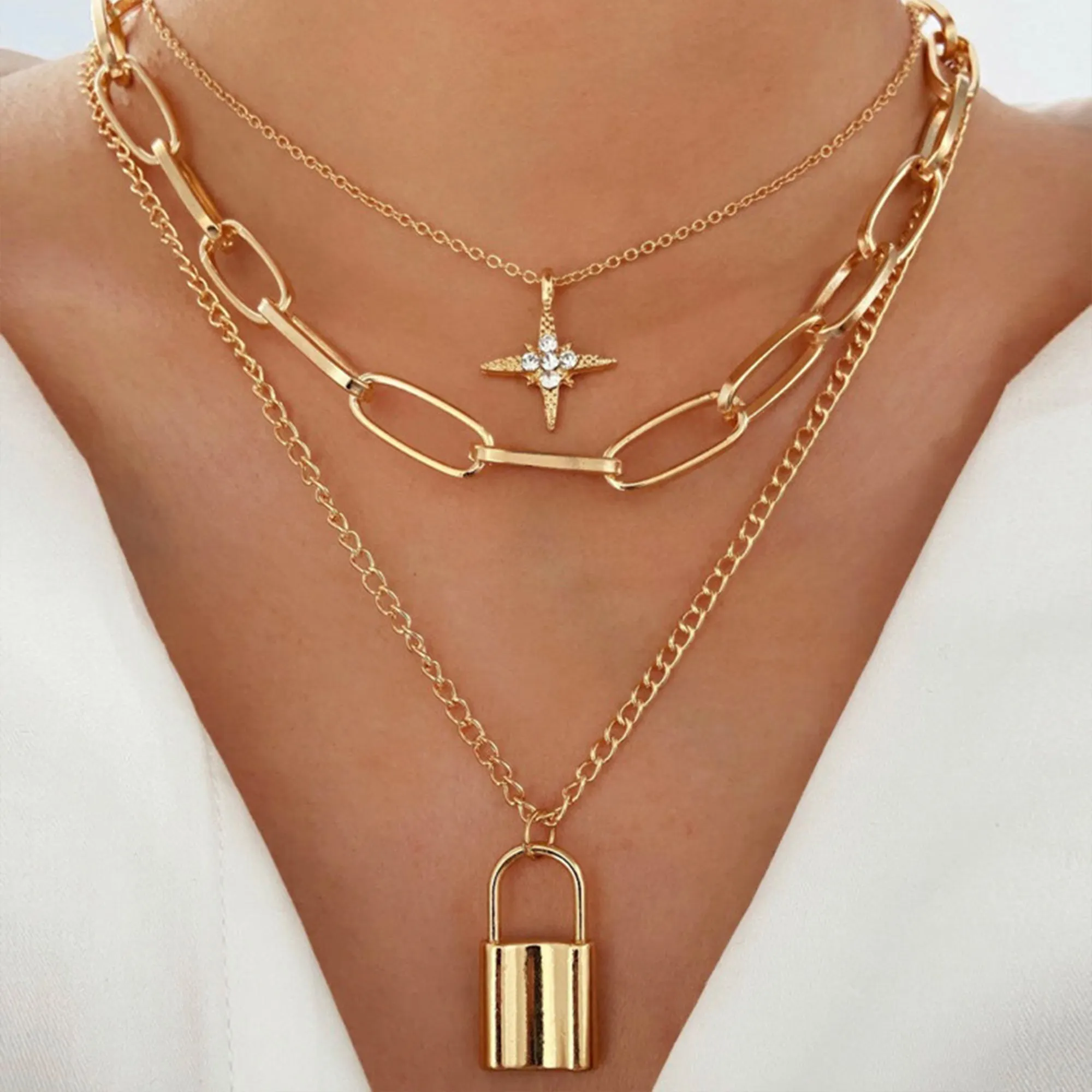 Pack of 2 Layered Star Coin Line Star Lock Pendant