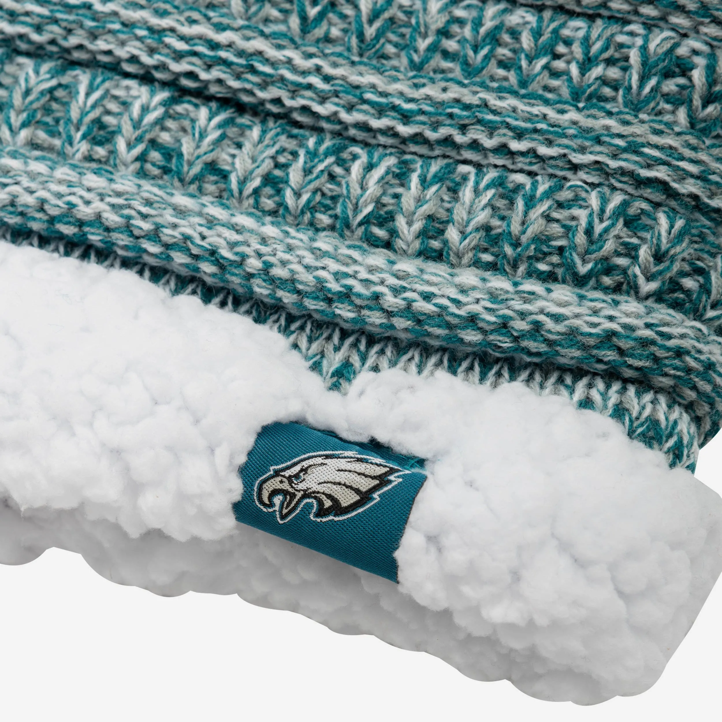 Philadelphia Eagles Womens Color Wave Chunky Beanie & Gaiter Scarf Set